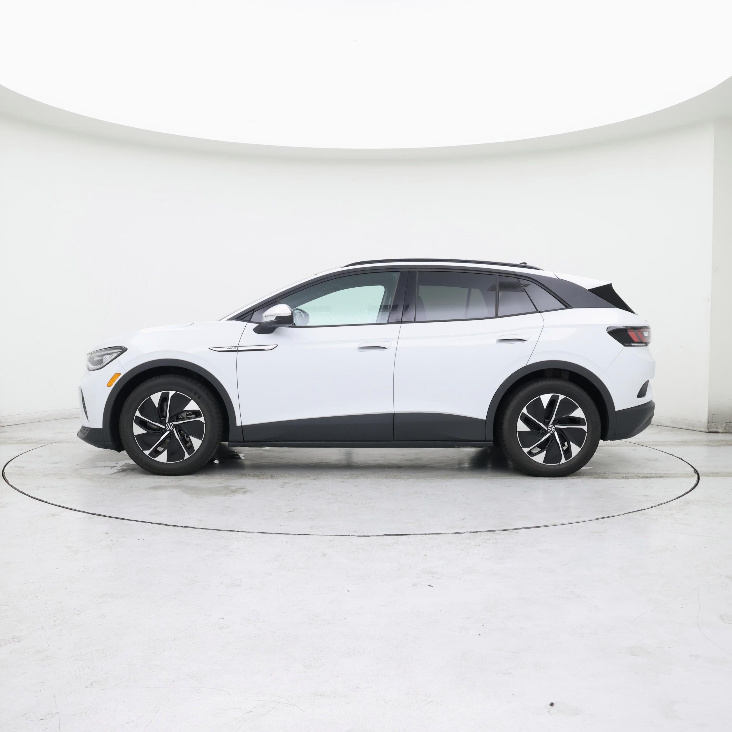 Thumbnail: 2021 Volkswagen ID.4 - 3