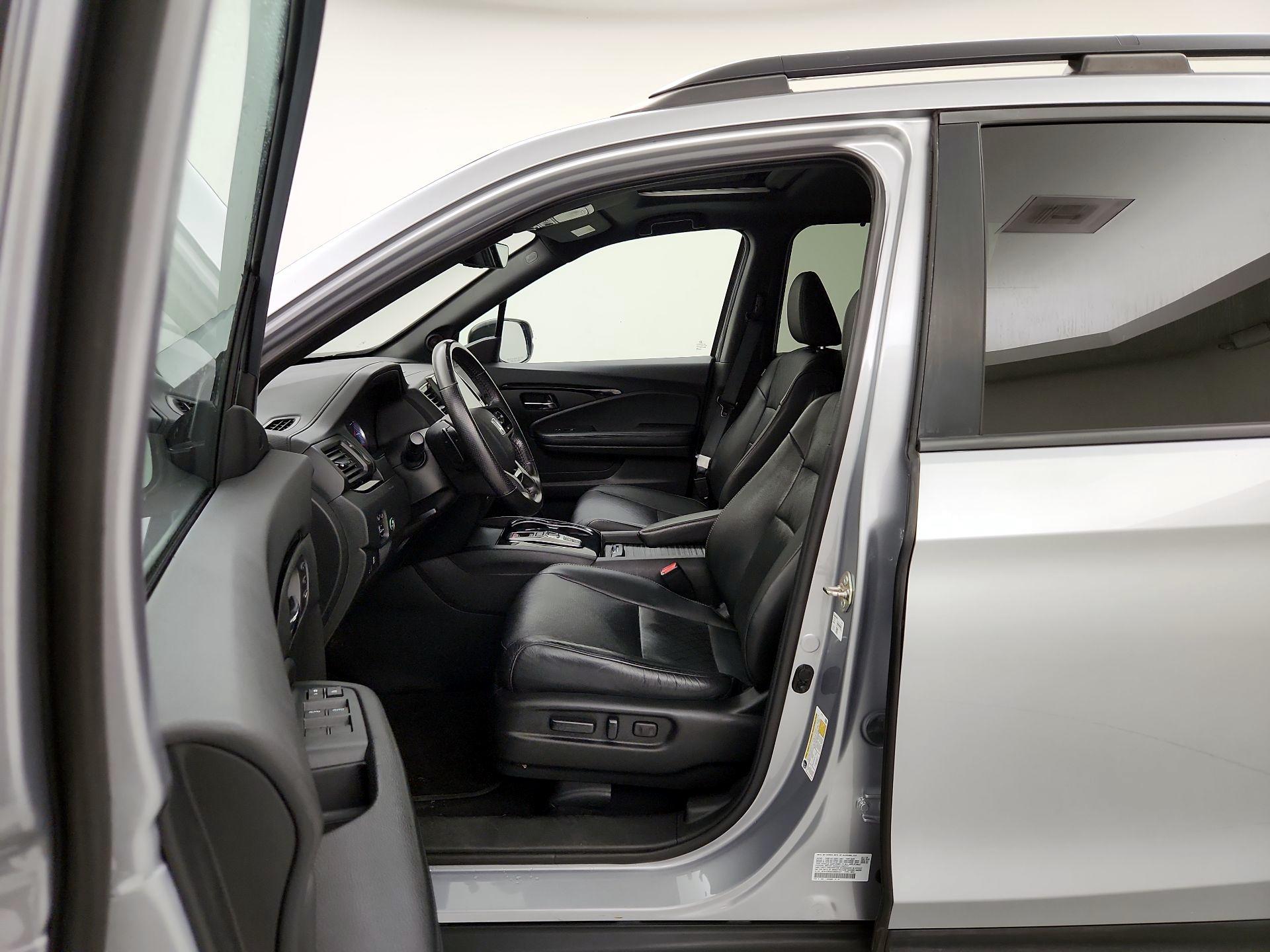 Thumbnail: 2019 Honda Passport - 11