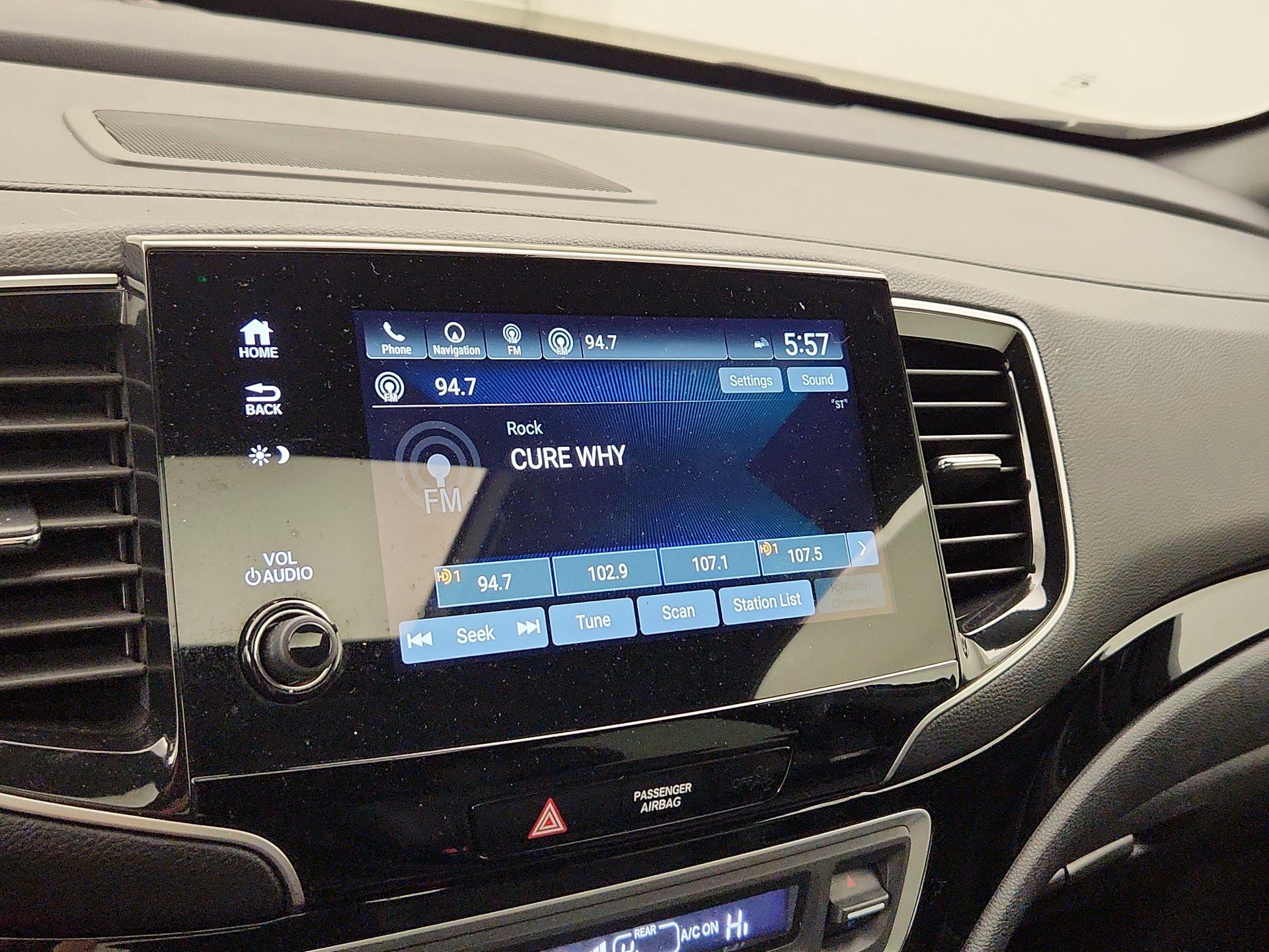 Thumbnail: 2019 Honda Passport - 16