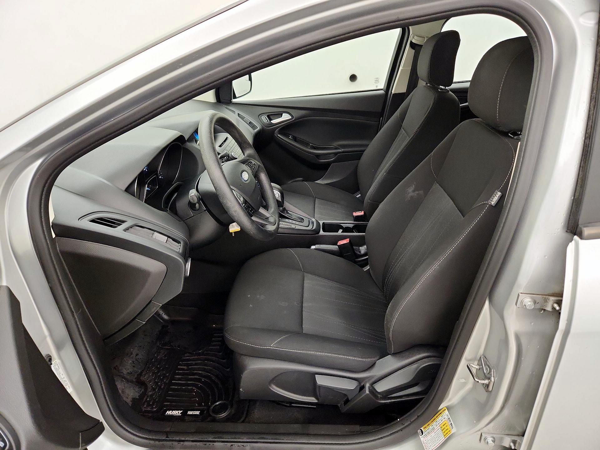 Thumbnail: 2017 Ford Focus - 11