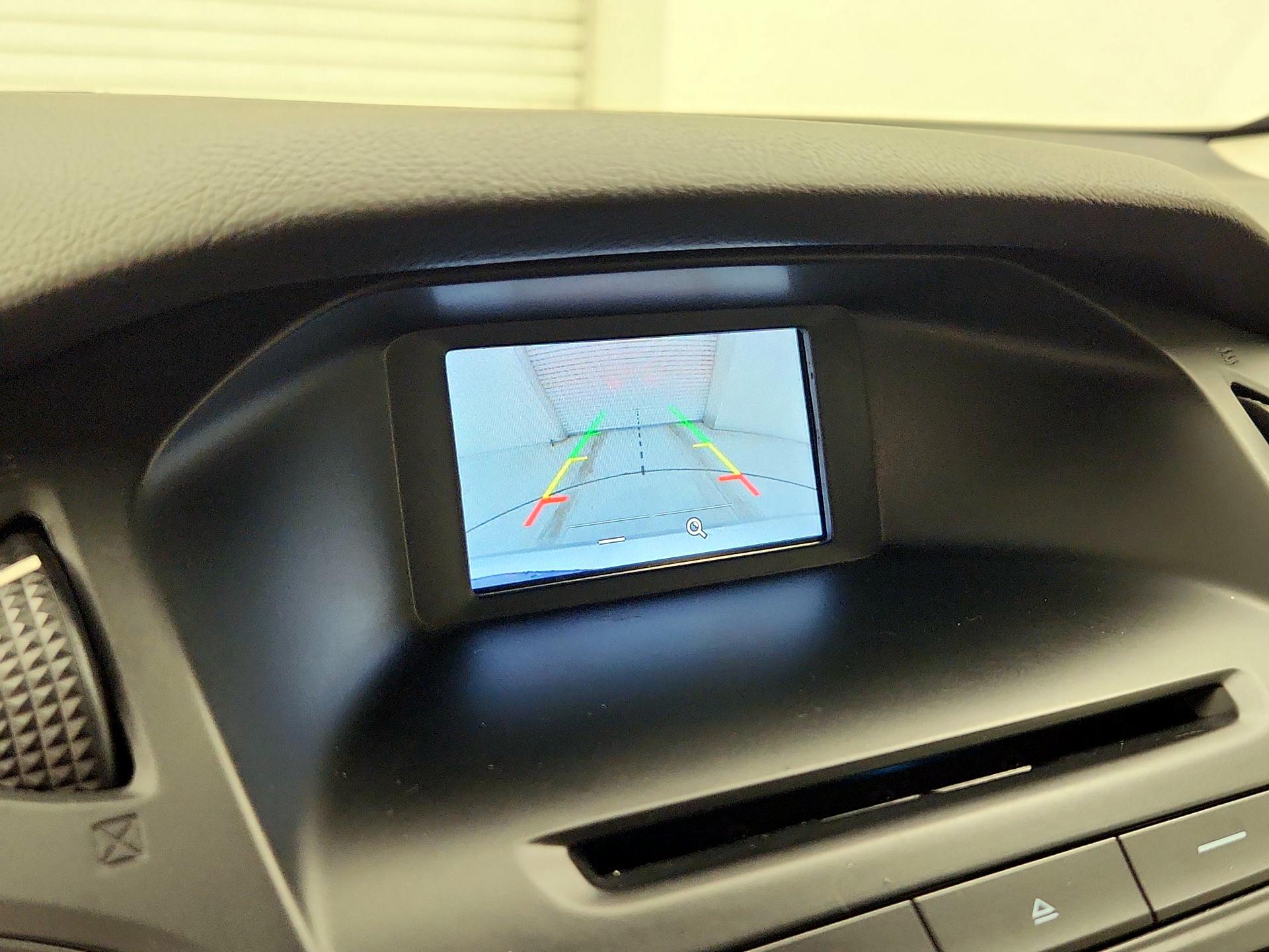 Thumbnail: 2017 Ford Focus - 14