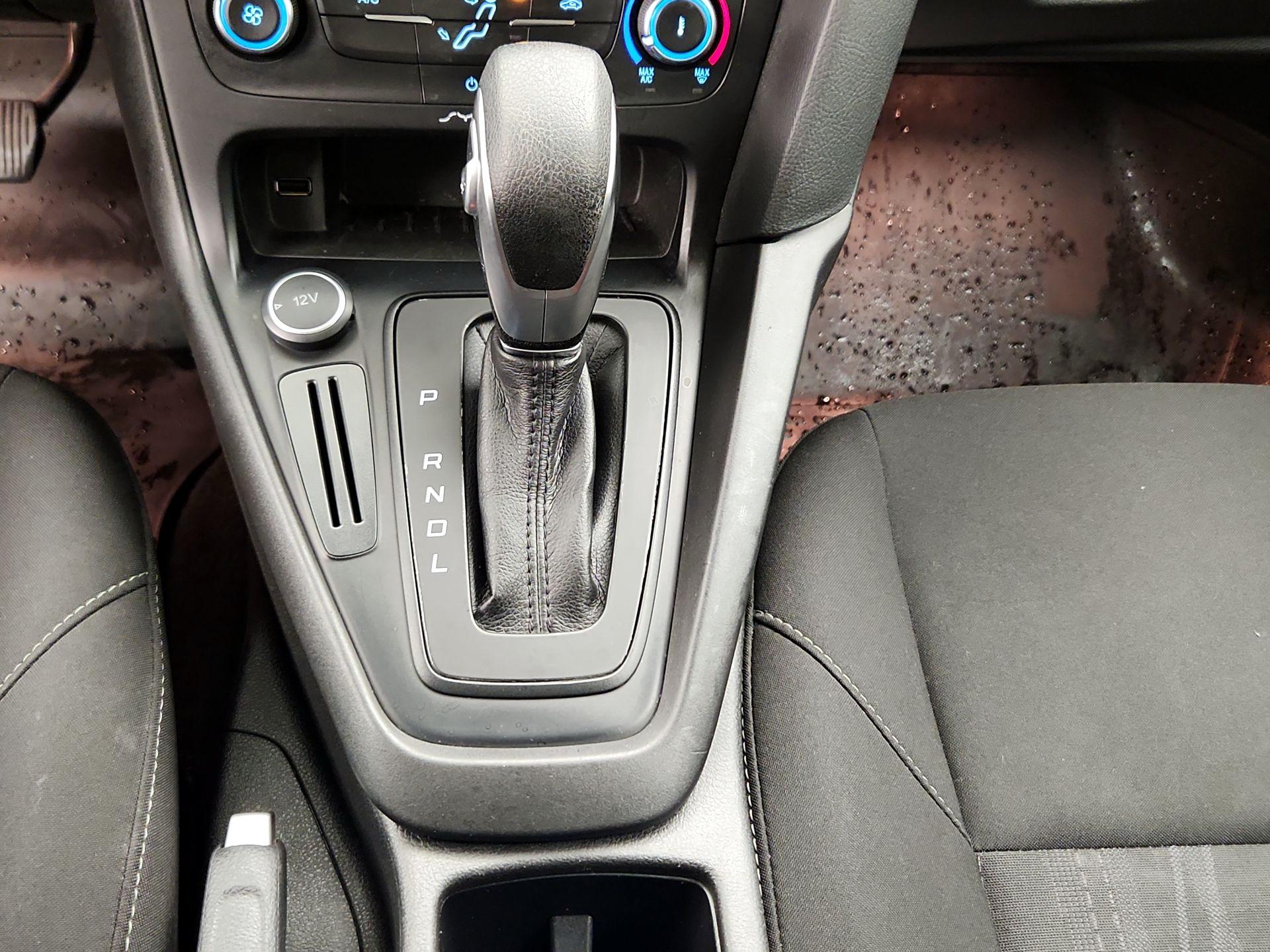 Thumbnail: 2017 Ford Focus - 17