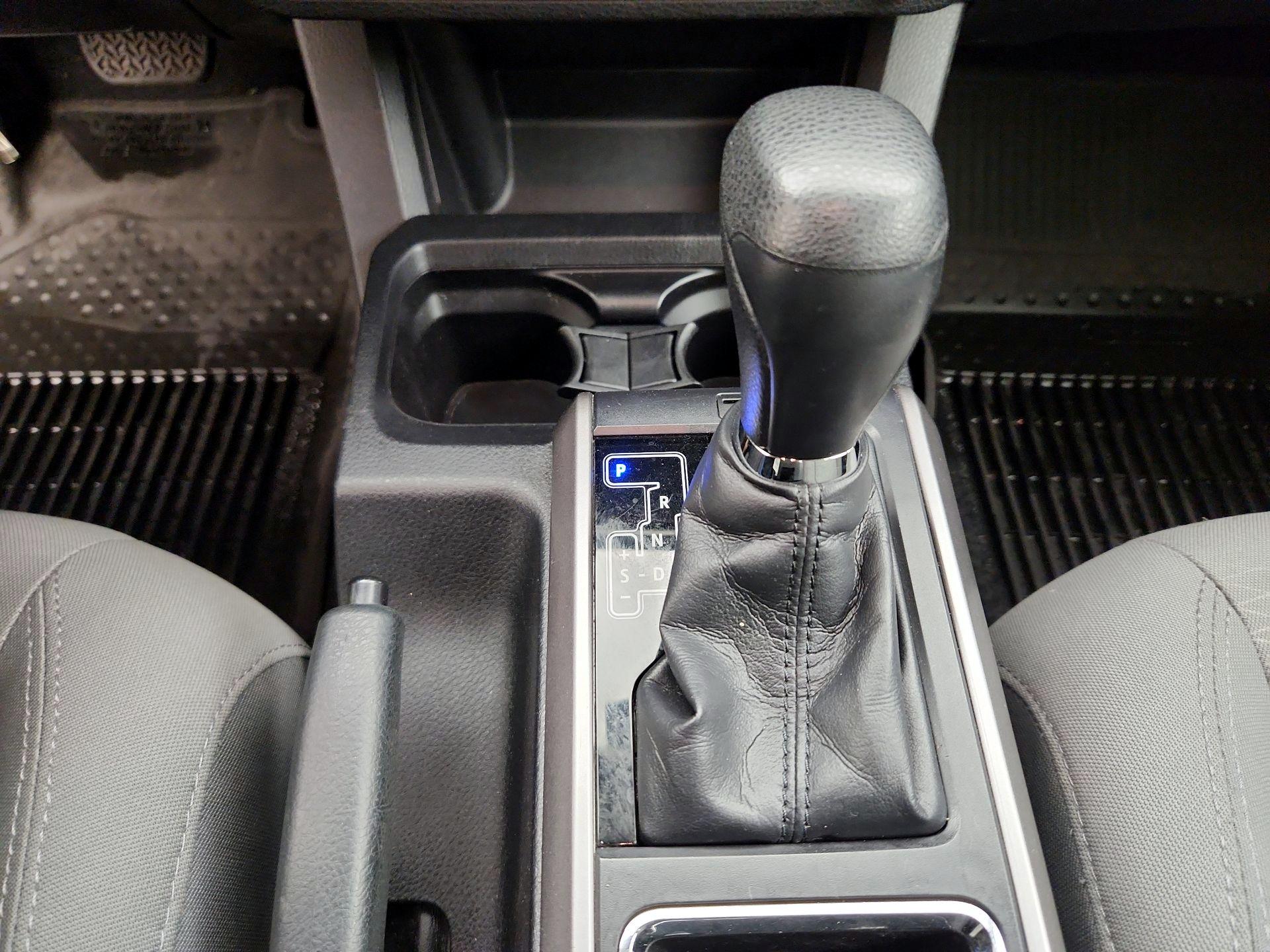 Thumbnail: 2017 Toyota Tacoma - 17