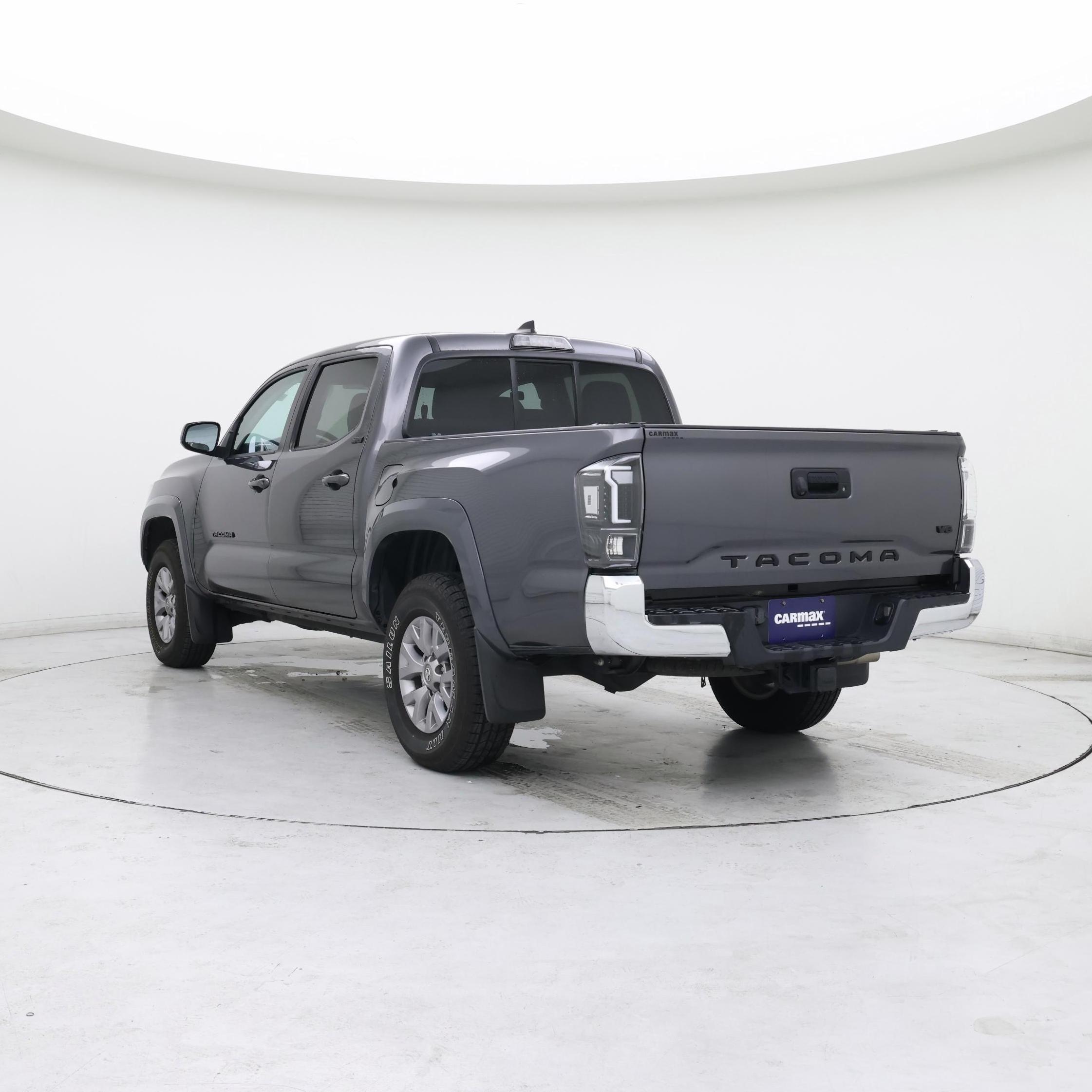 Thumbnail: 2017 Toyota Tacoma - 2