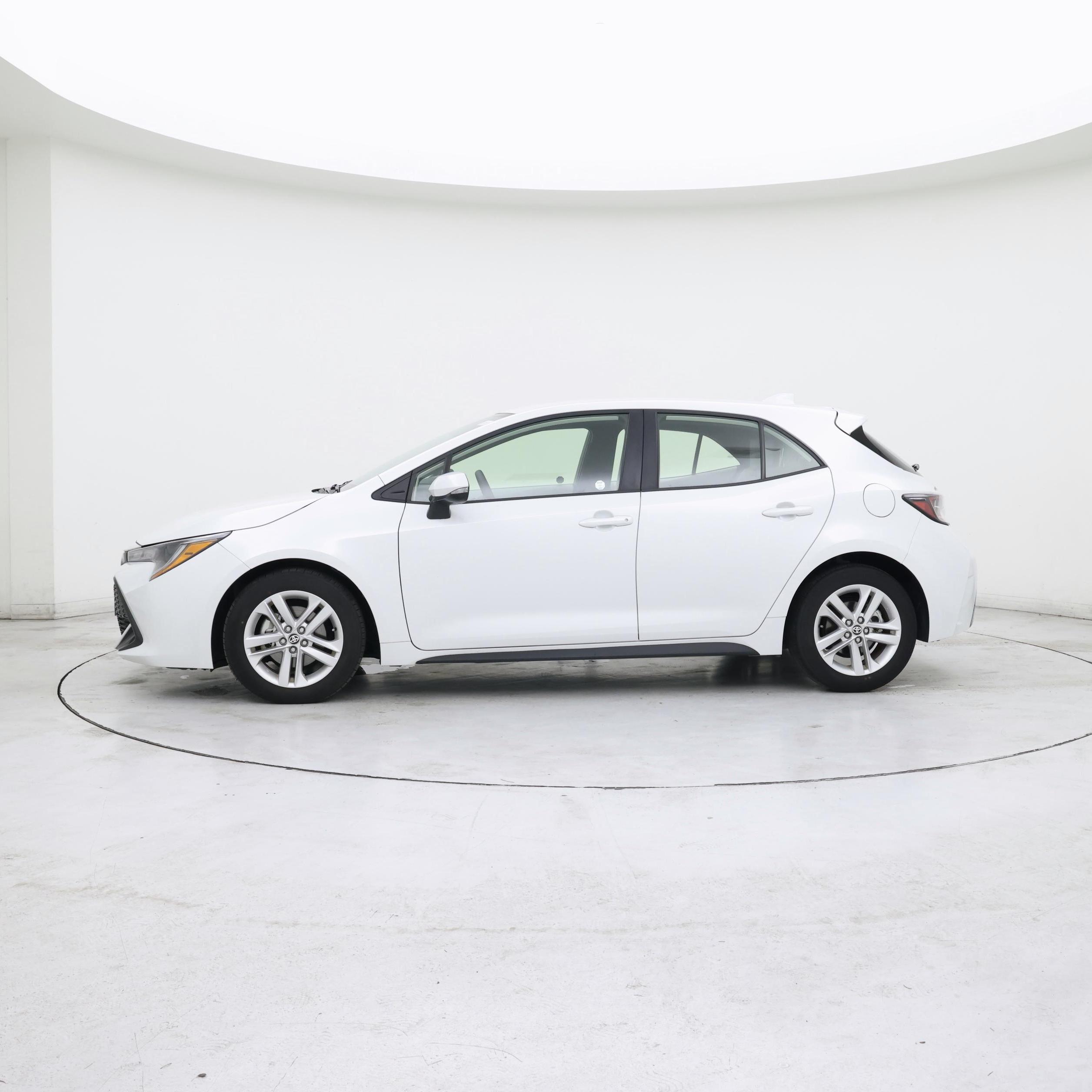 Thumbnail: 2022 Toyota Corolla - 3