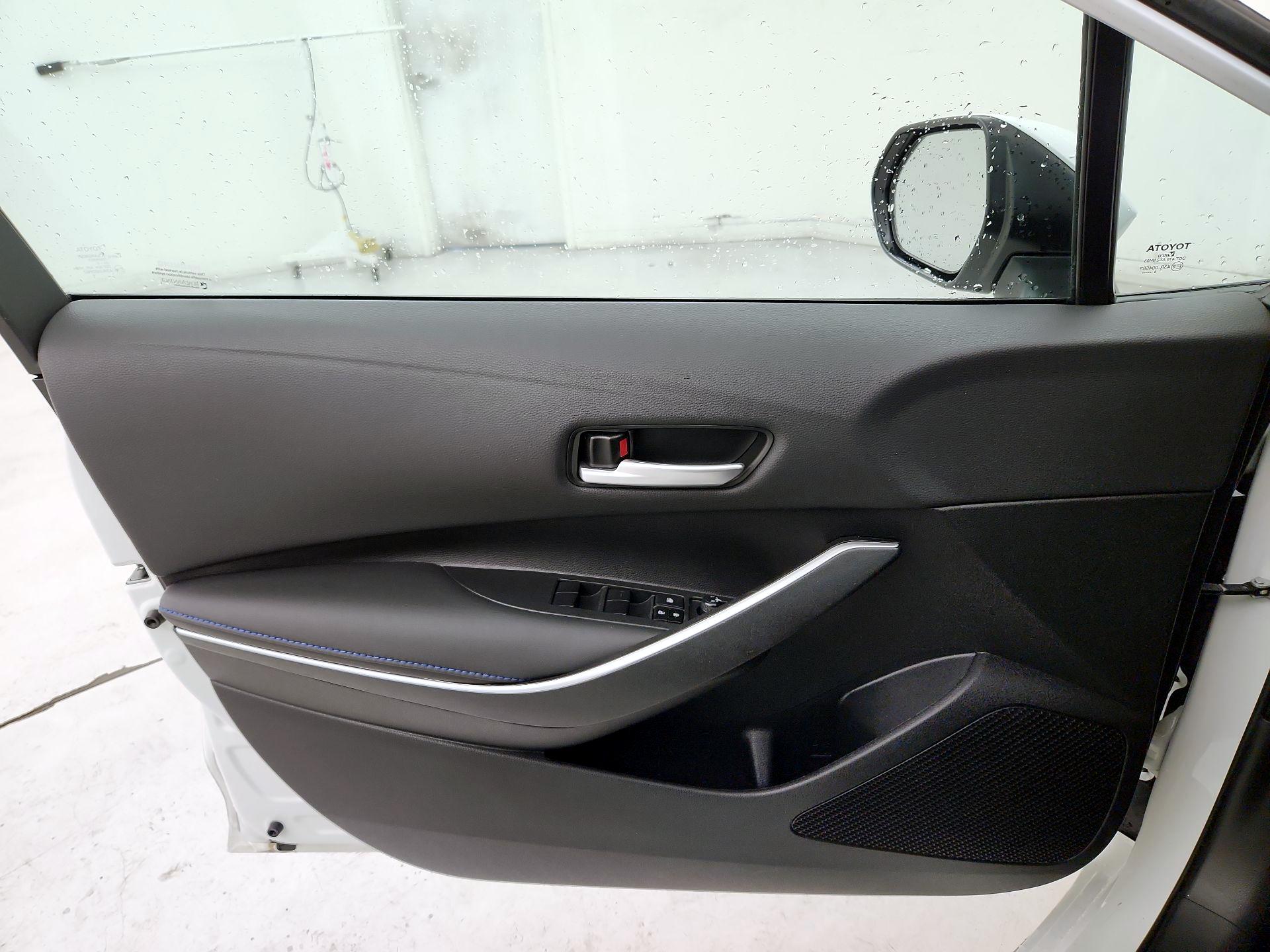 Thumbnail: 2021 Toyota Corolla - 12