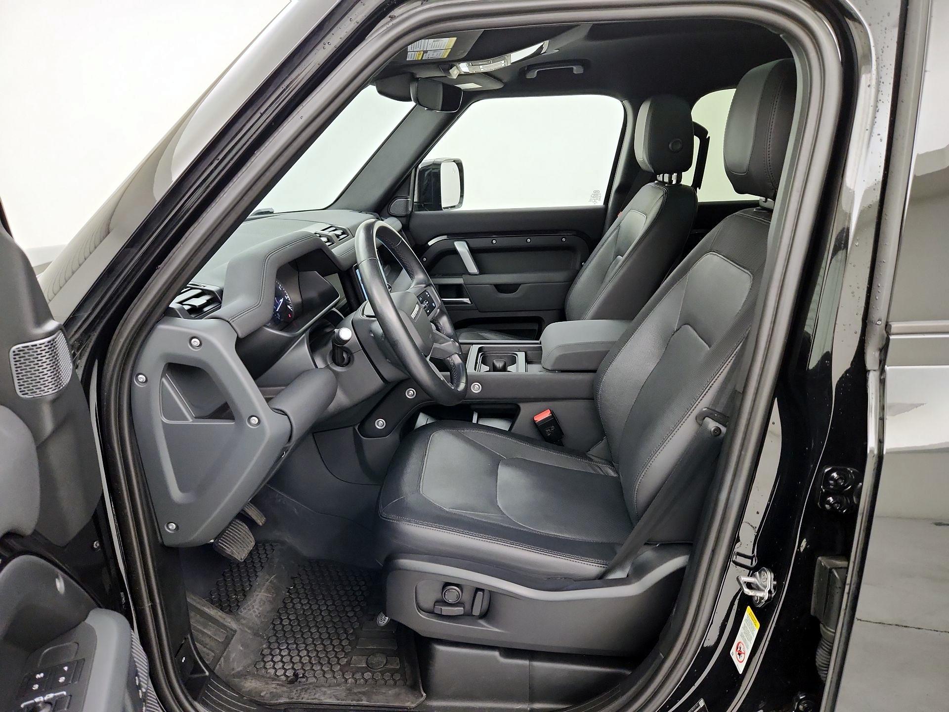 Thumbnail: 2023 Land Rover Defender - 11