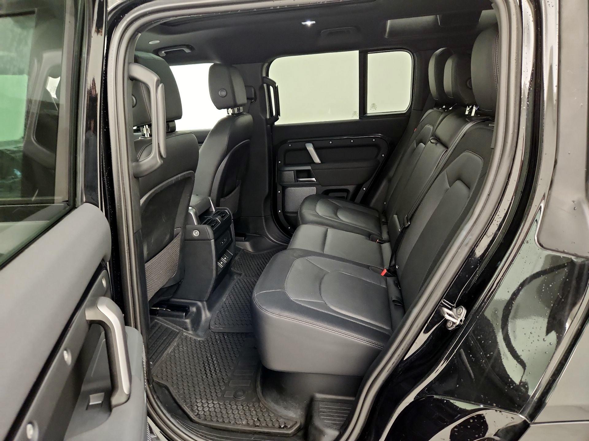 Thumbnail: 2023 Land Rover Defender - 20