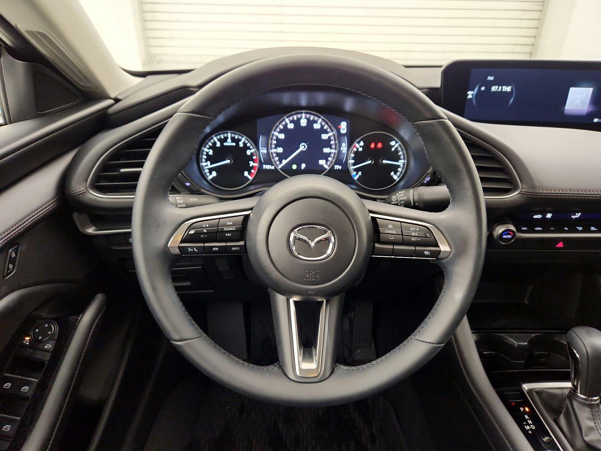 Thumbnail: 2025 Mazda Mazda3 - 10