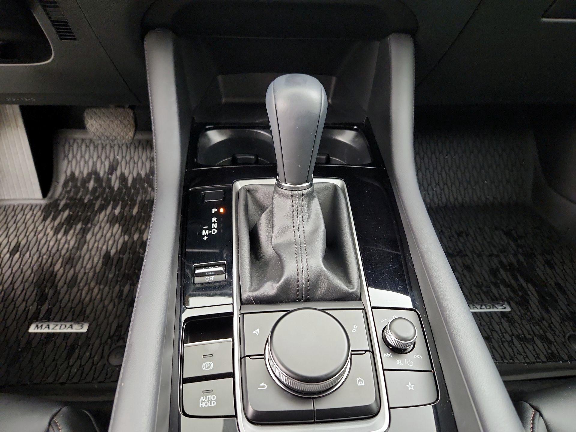 Thumbnail: 2025 Mazda Mazda3 - 17