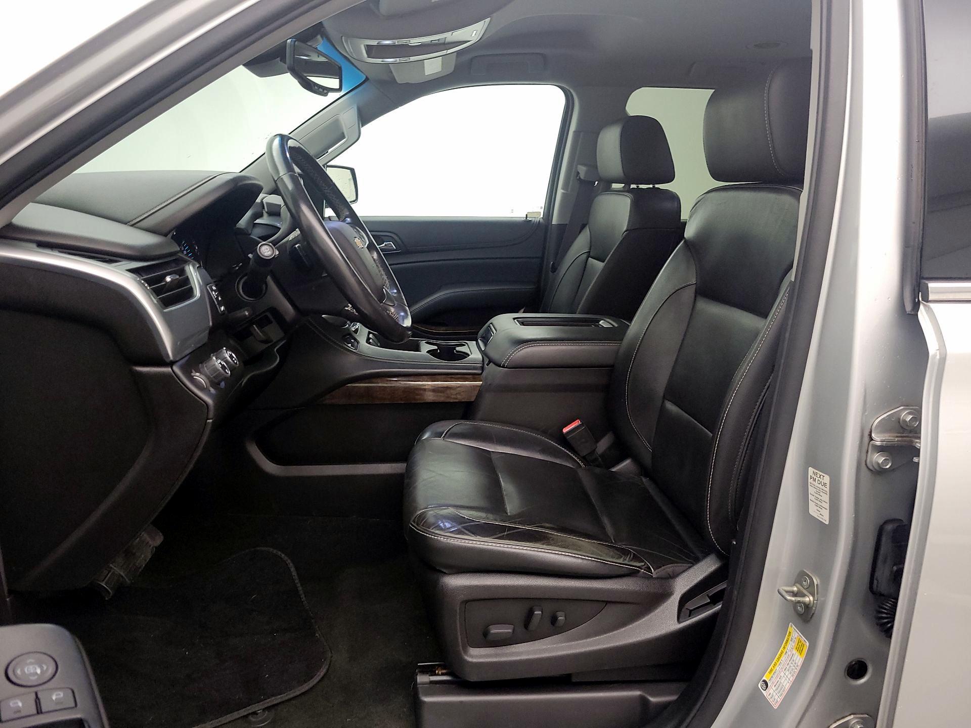 Thumbnail: 2017 Chevrolet Suburban - 11
