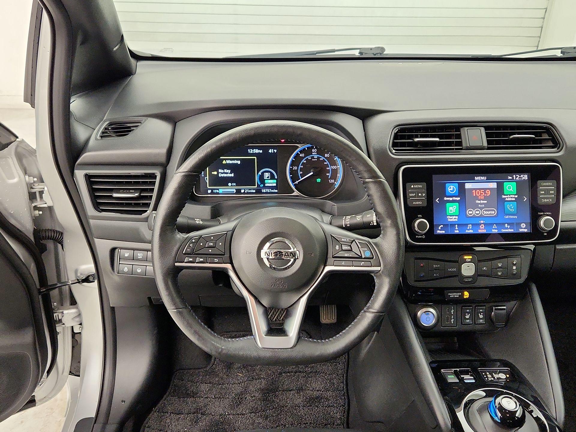 Thumbnail: 2020 Nissan Leaf - 10