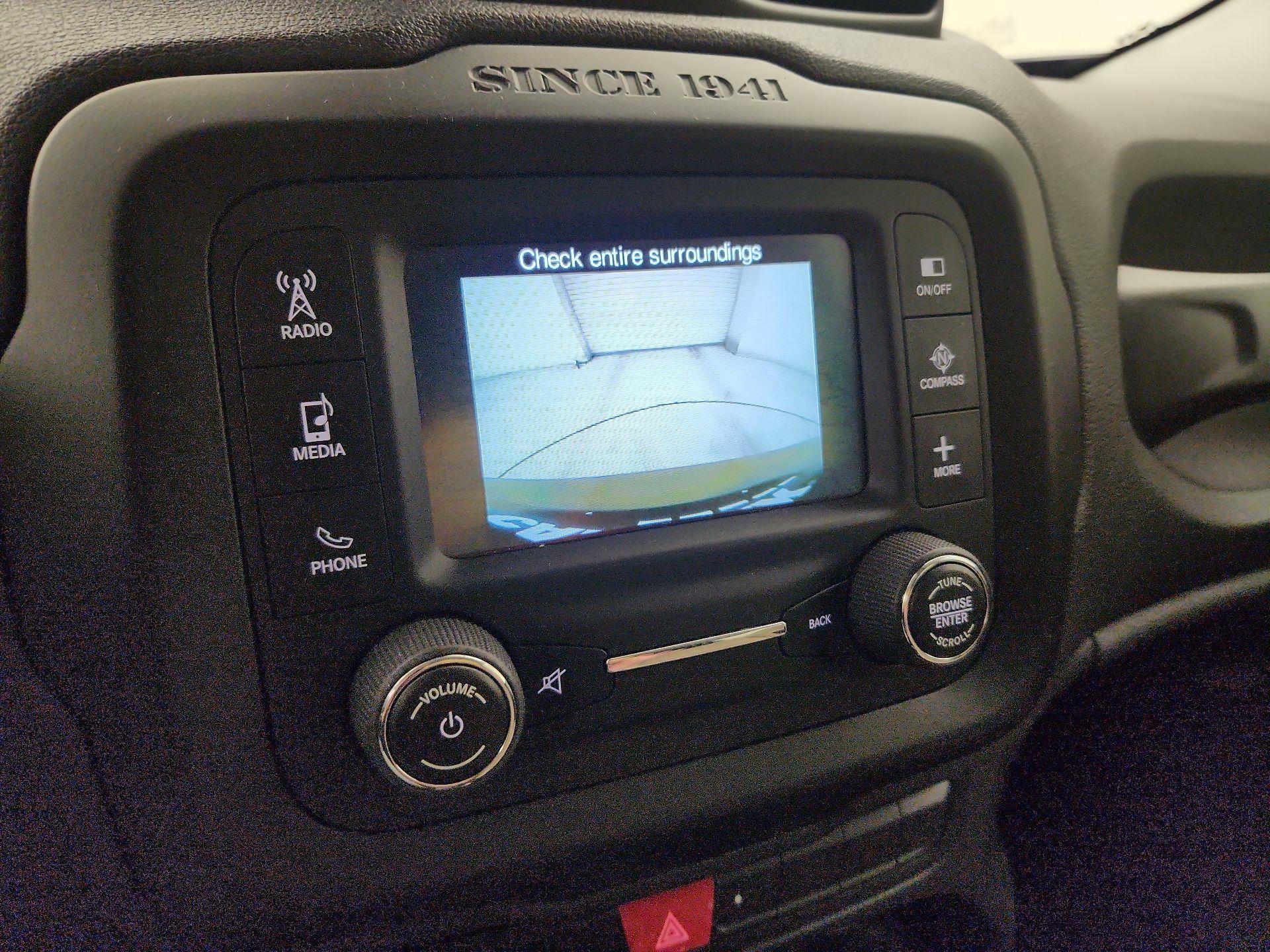 Thumbnail: 2015 Jeep Renegade - 14