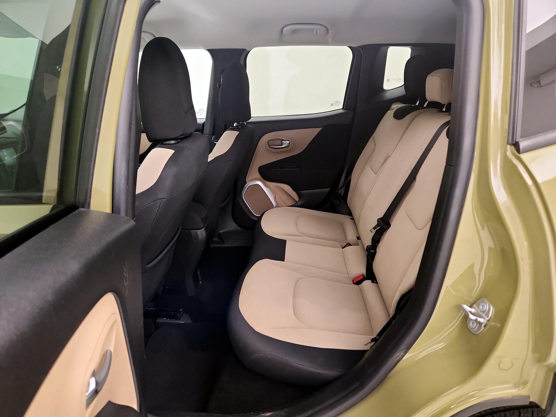 Thumbnail: 2015 Jeep Renegade - 19