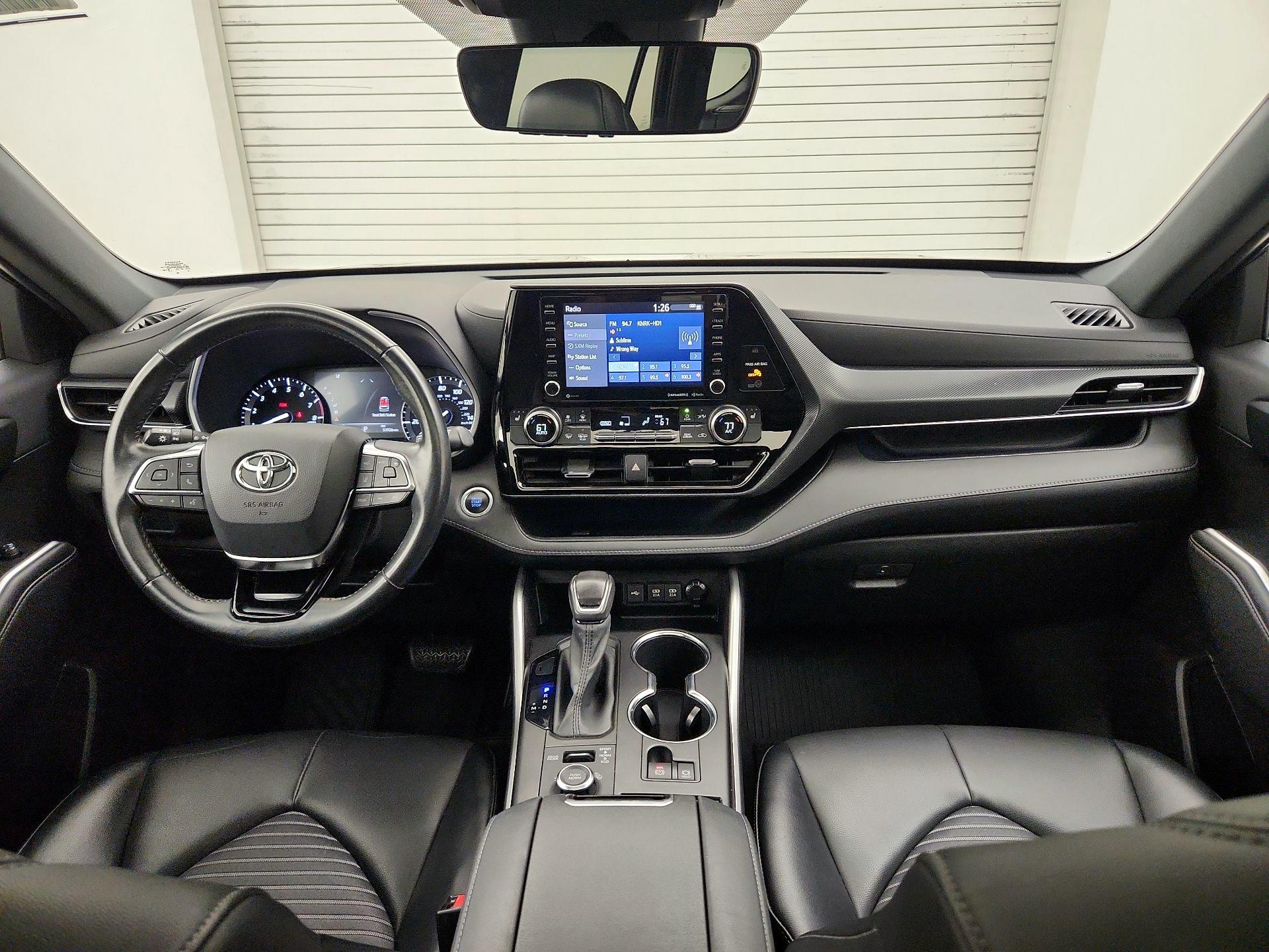 Thumbnail: 2021 Toyota Highlander - 9