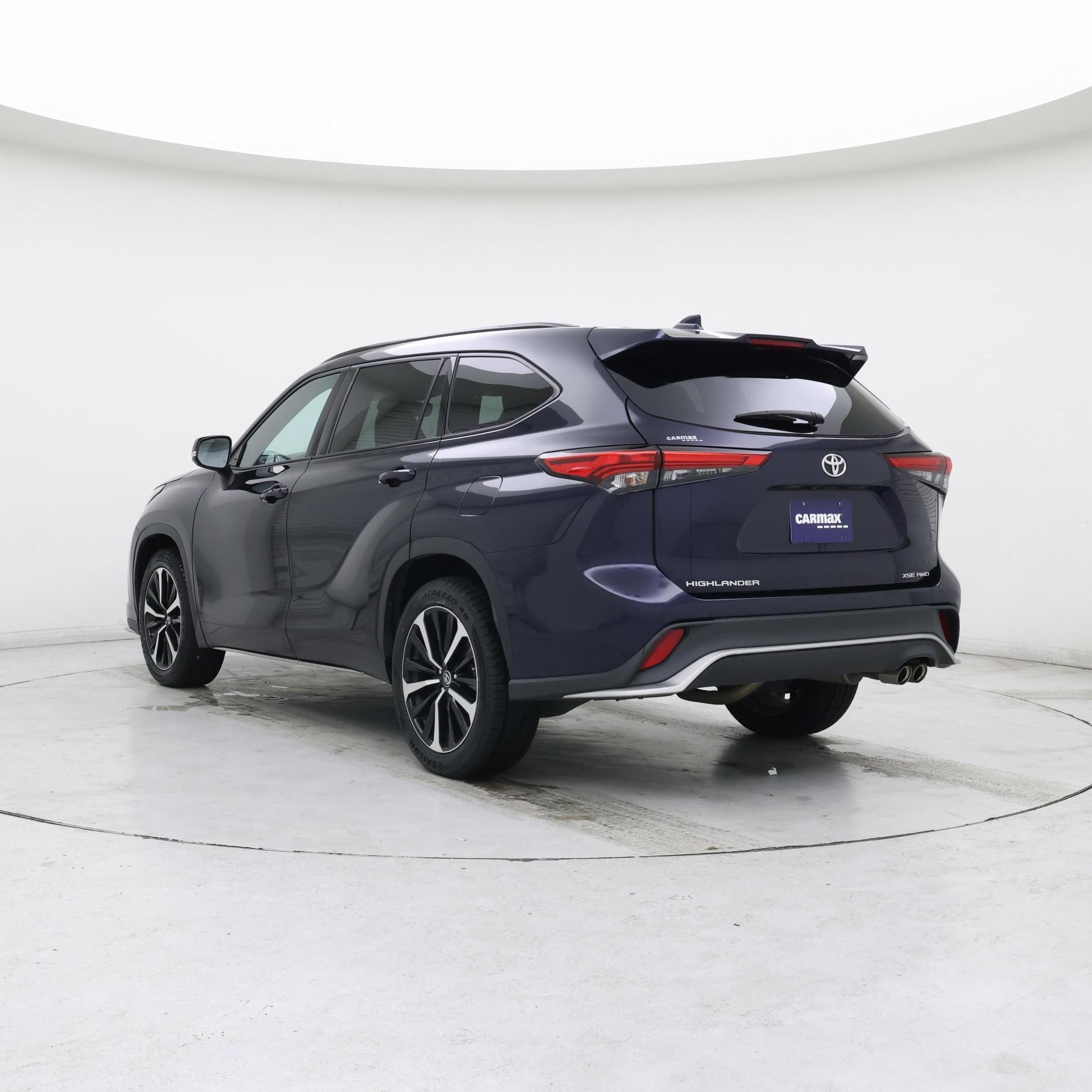 Thumbnail: 2021 Toyota Highlander - 2