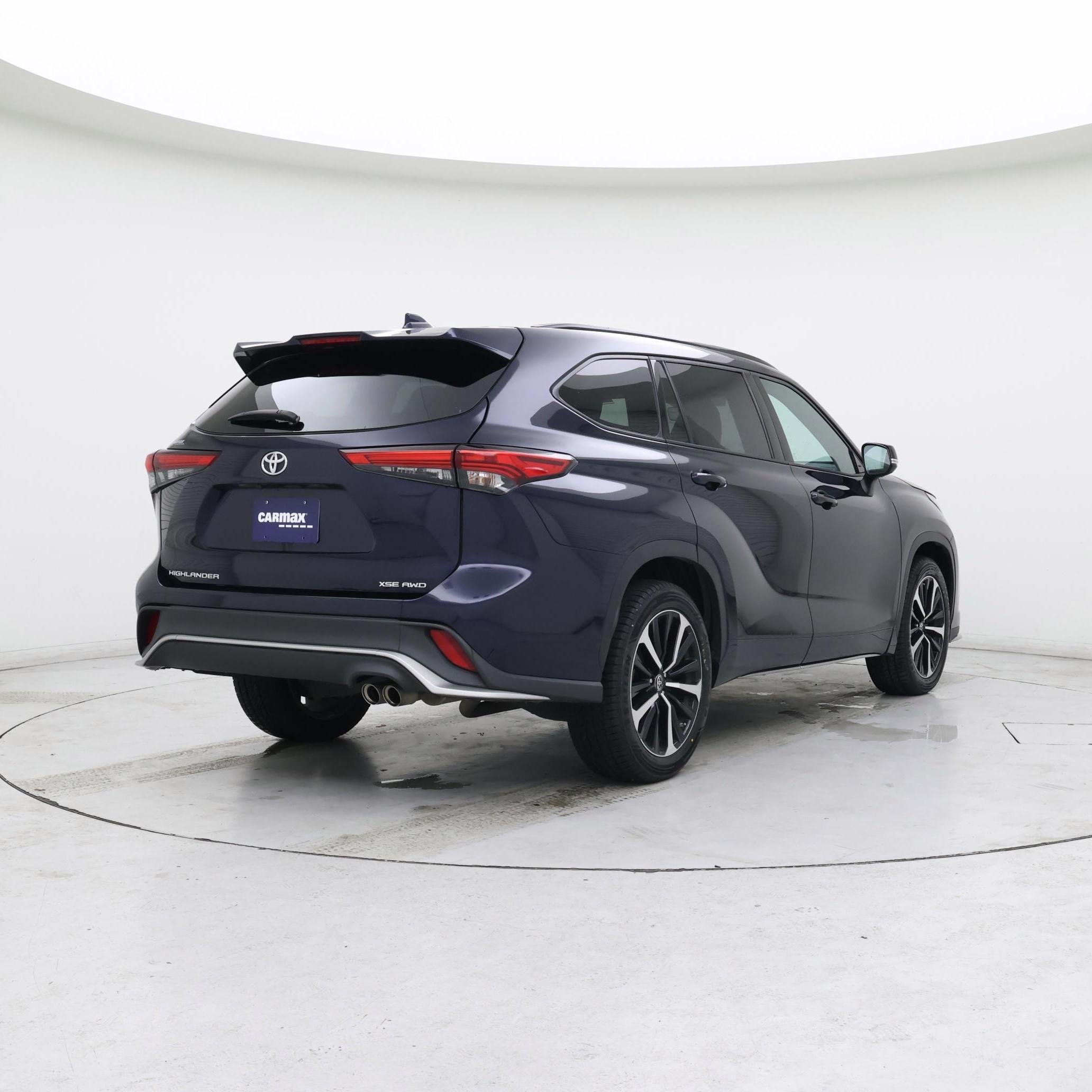 Thumbnail: 2021 Toyota Highlander - 8