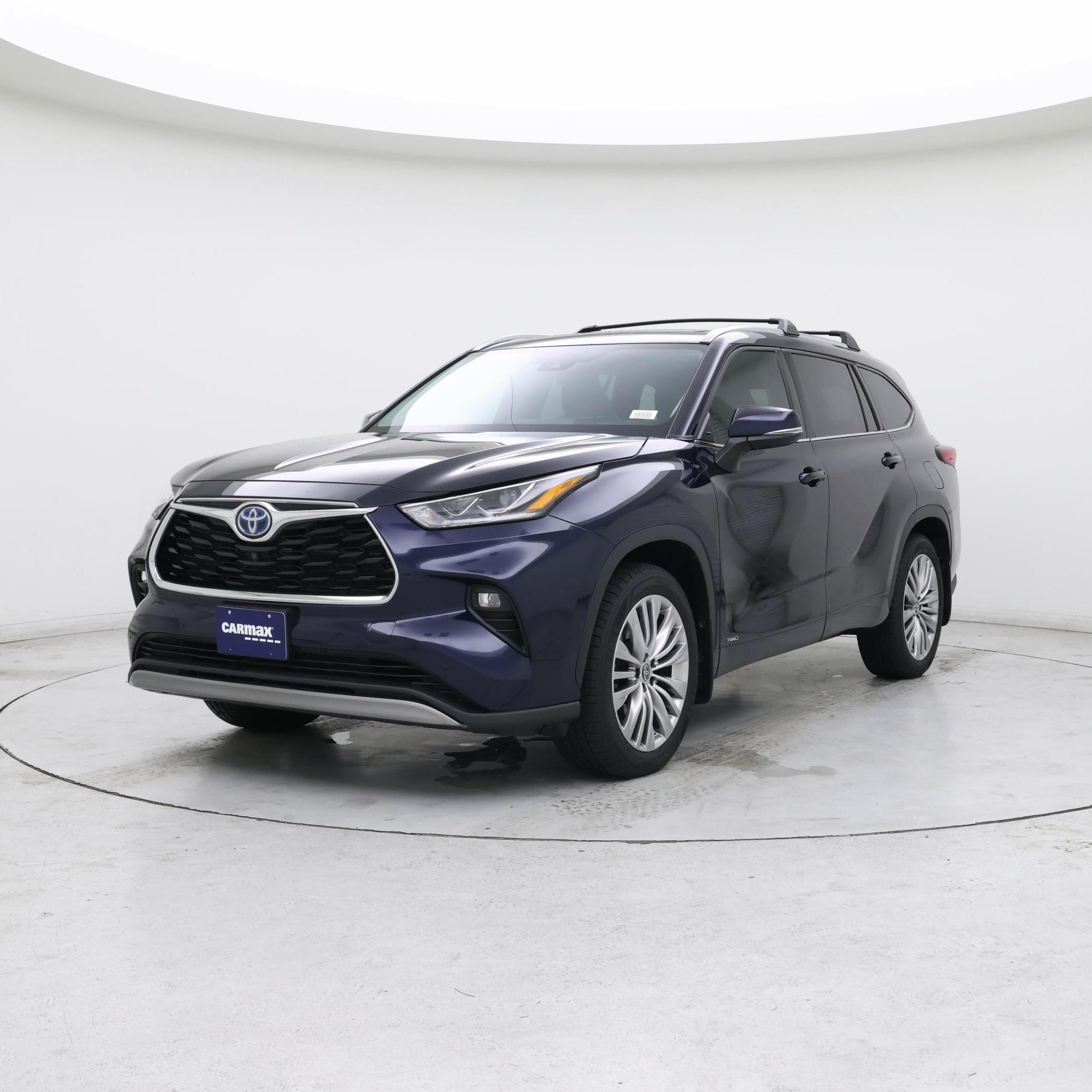 Thumbnail: 2022 Toyota Highlander - 4