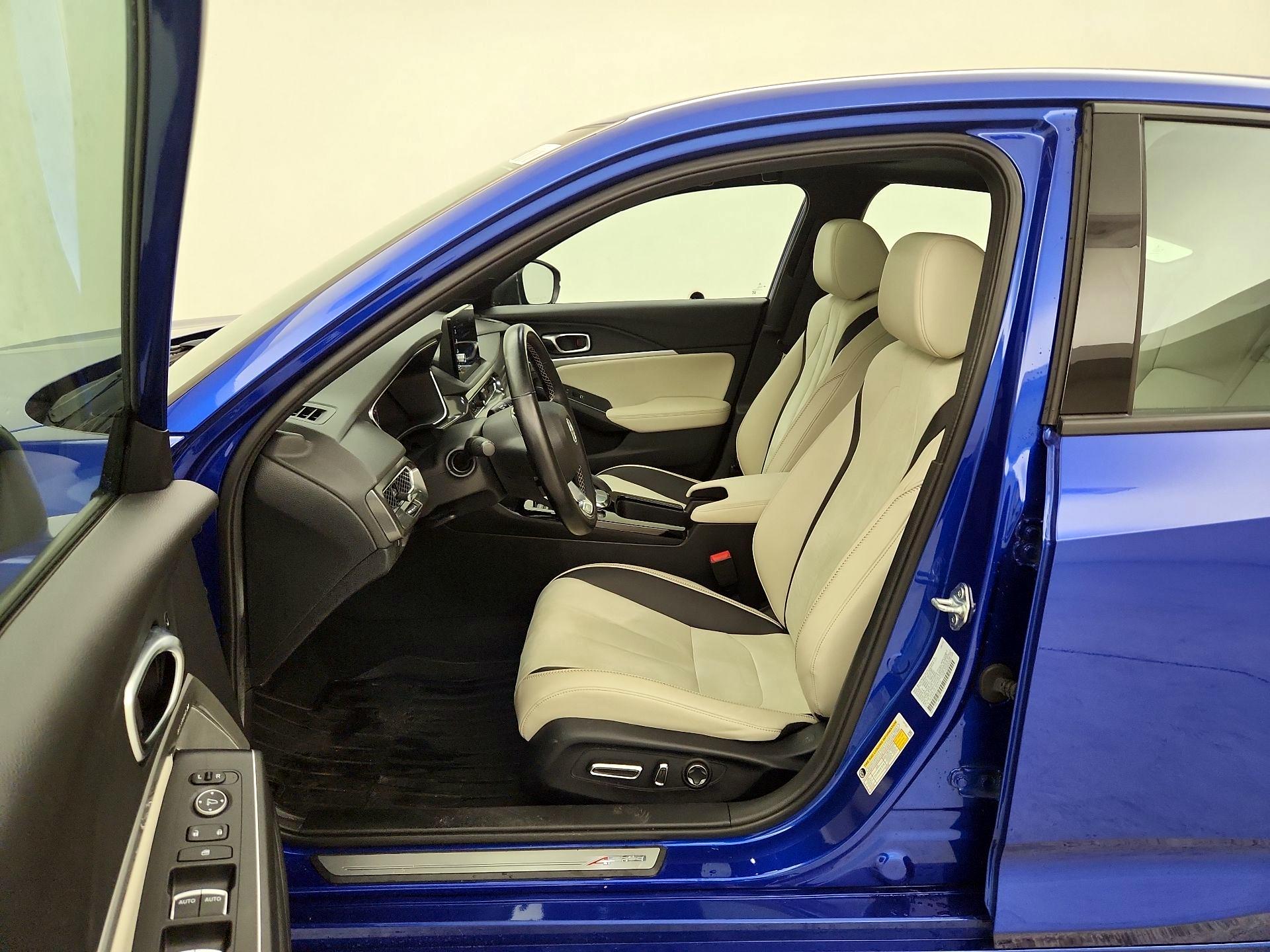 Thumbnail: 2023 Acura Integra - 11