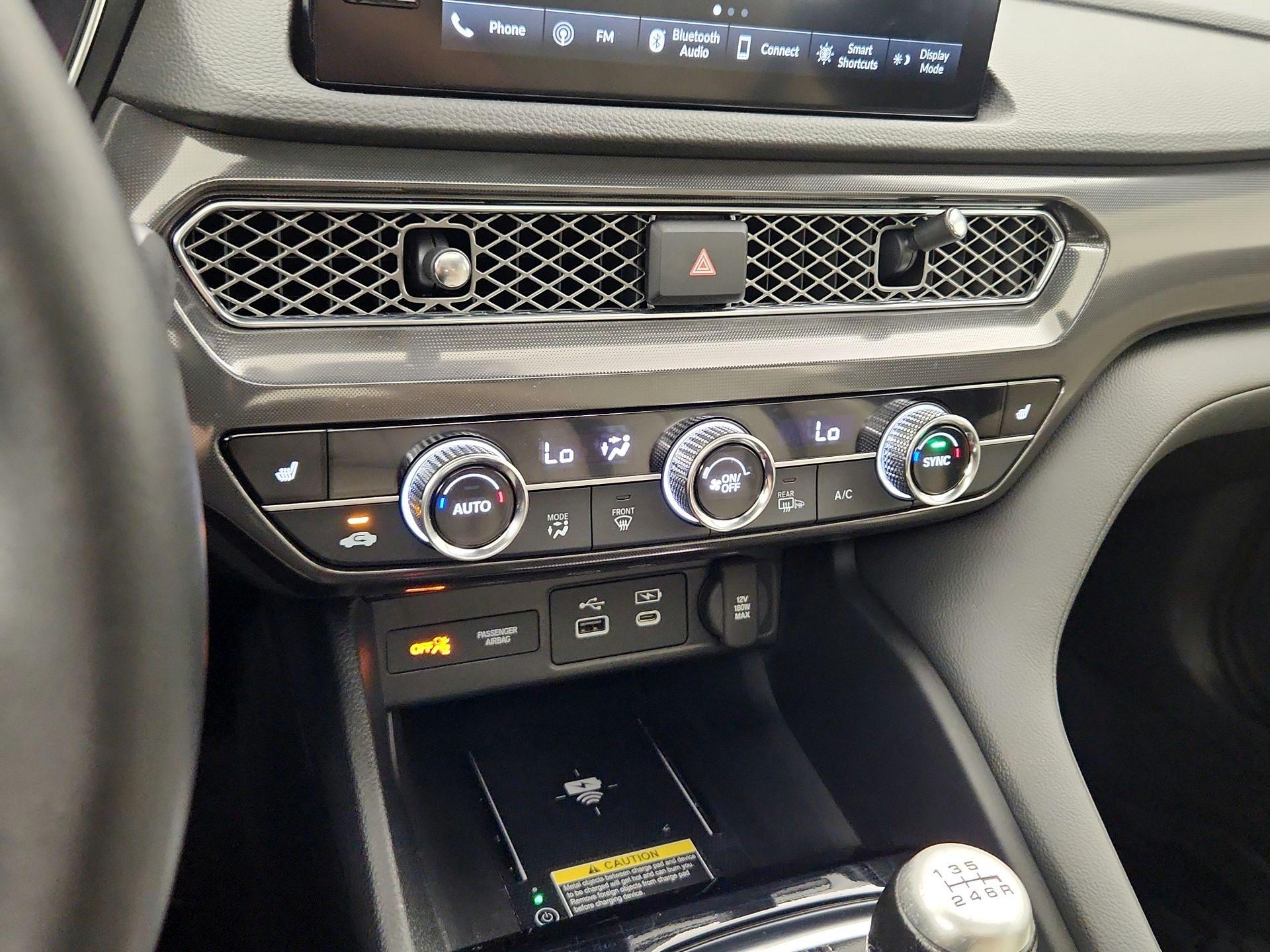 Thumbnail: 2023 Acura Integra - 16