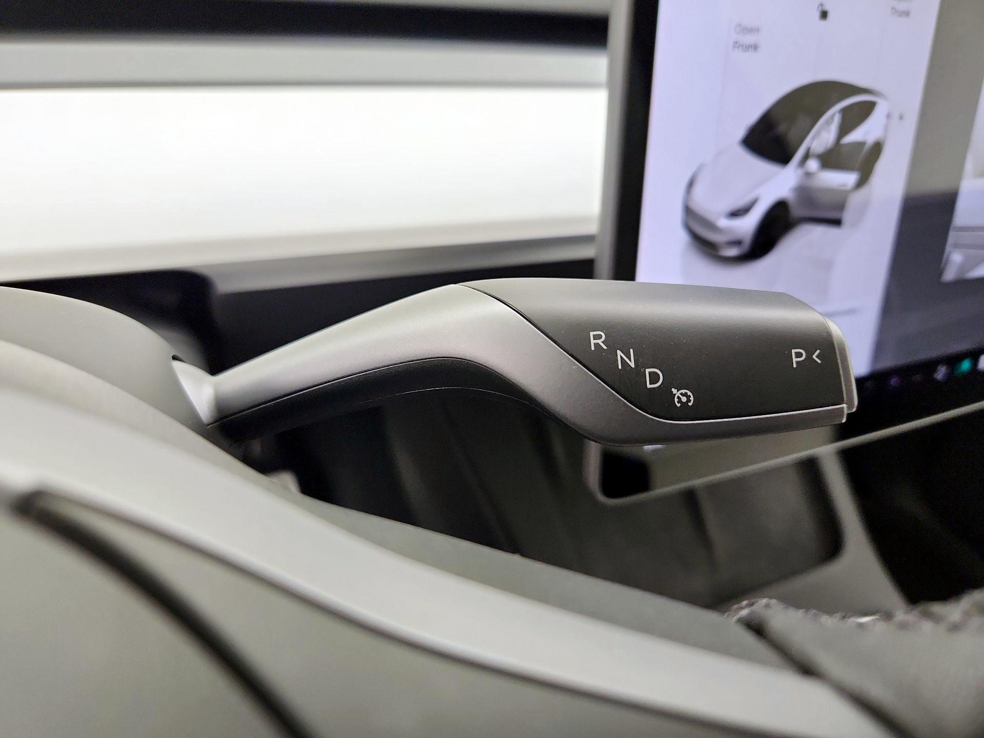 Thumbnail: 2022 Tesla Model Y - 17