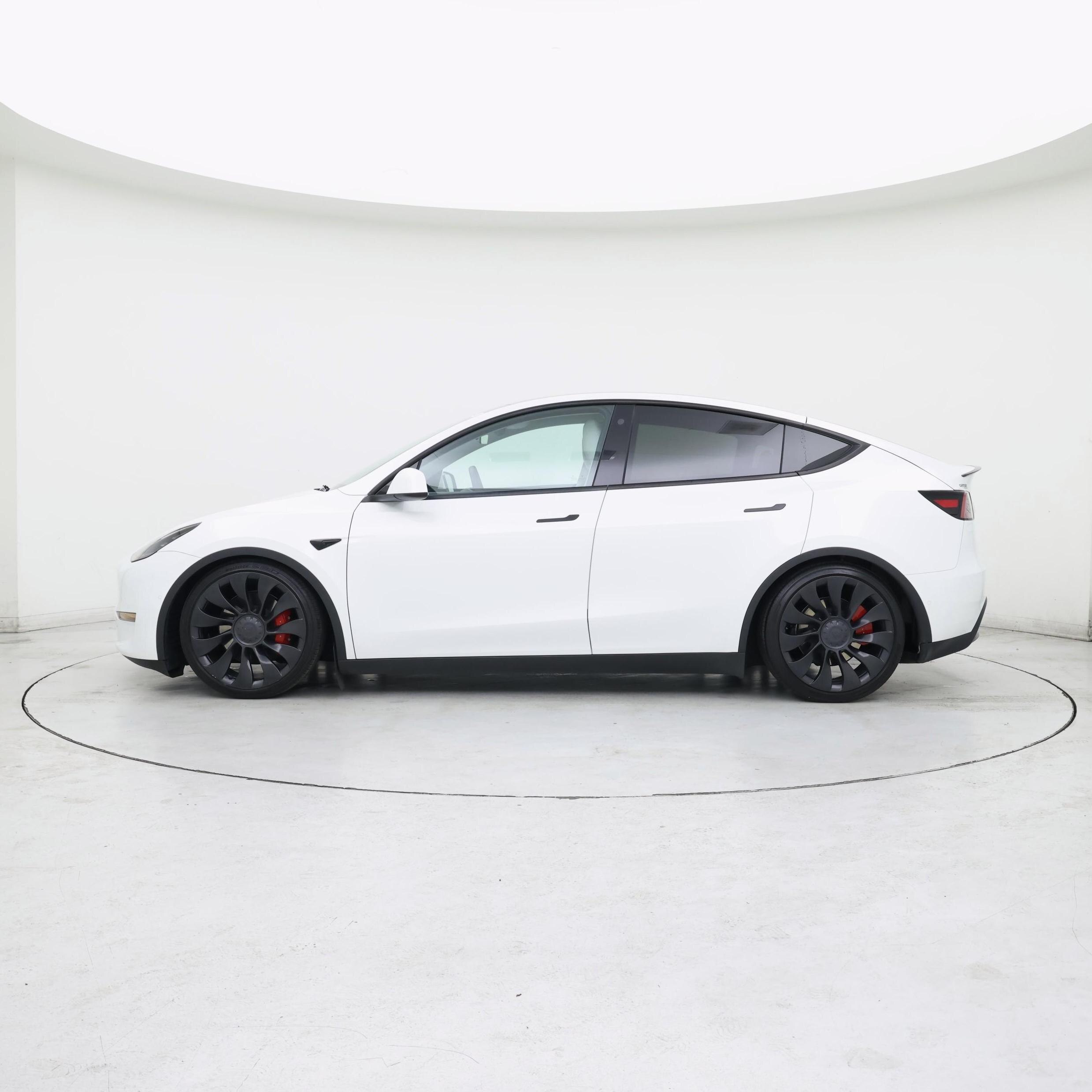 Thumbnail: 2022 Tesla Model Y - 3