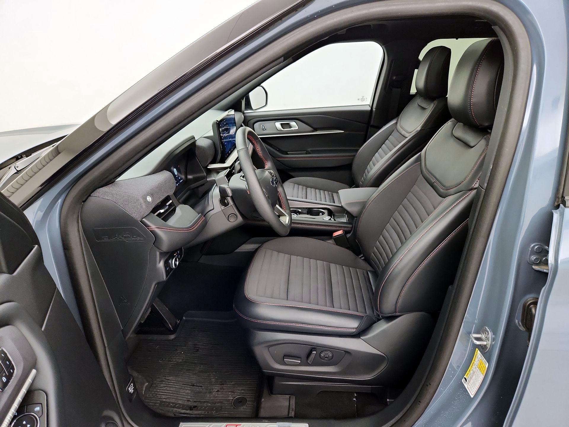 Thumbnail: 2025 Ford Explorer - 11