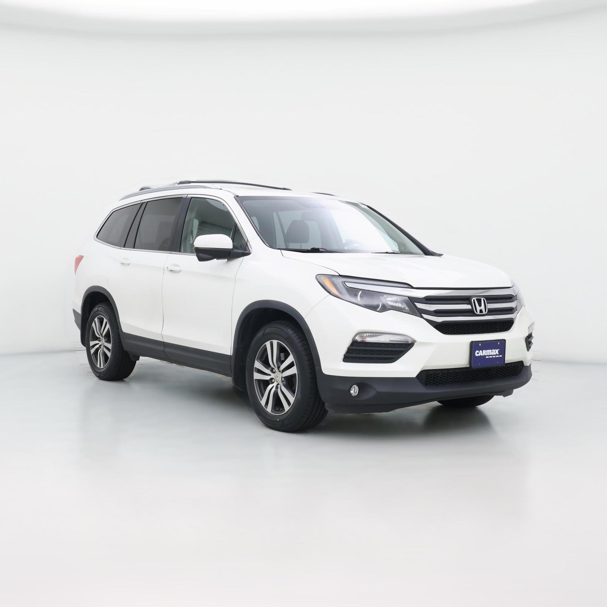 Thumbnail: 2017 Honda Pilot - 1