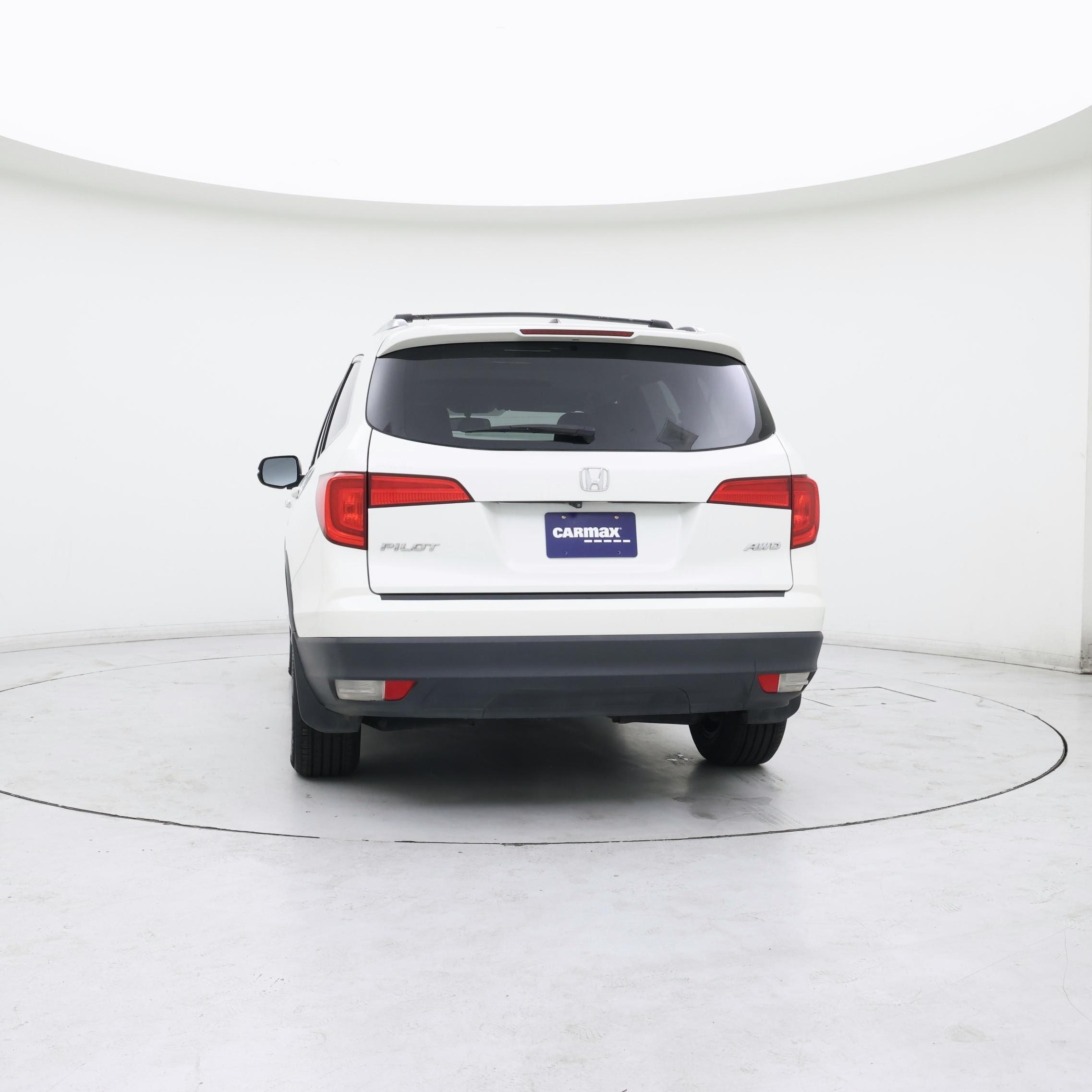 Thumbnail: 2017 Honda Pilot - 6
