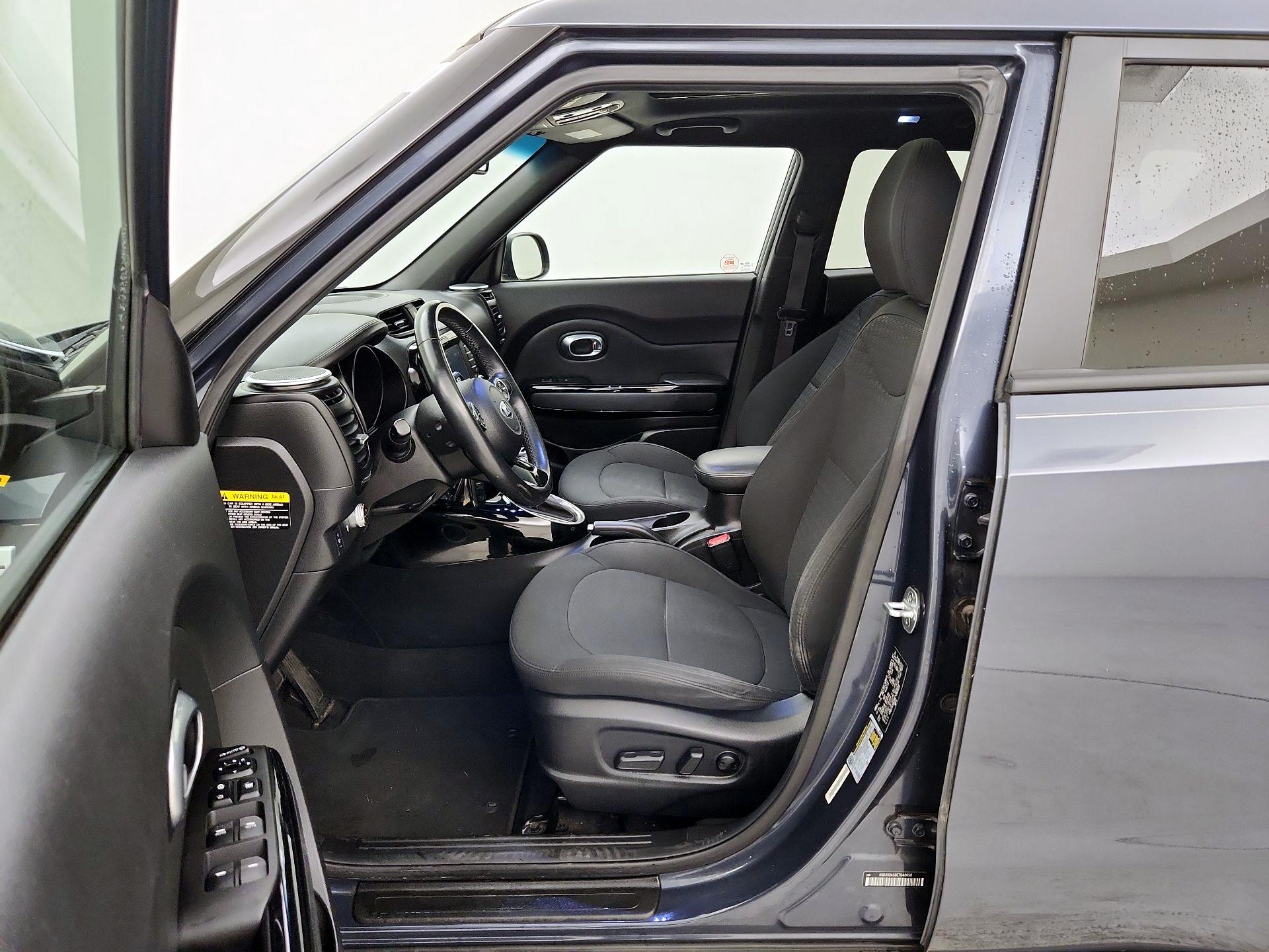 Thumbnail: 2014 Kia Soul - 11