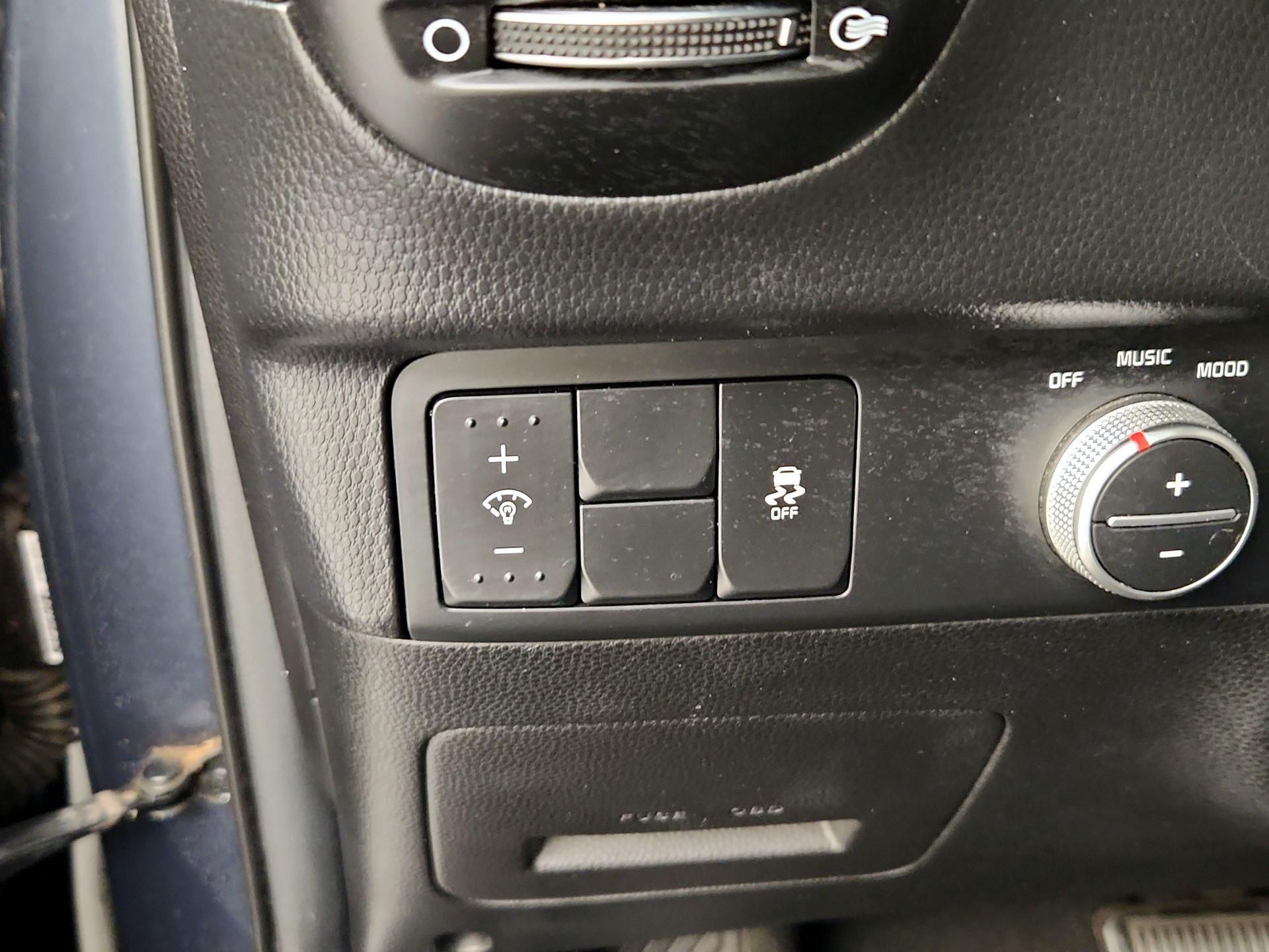 Thumbnail: 2014 Kia Soul - 13