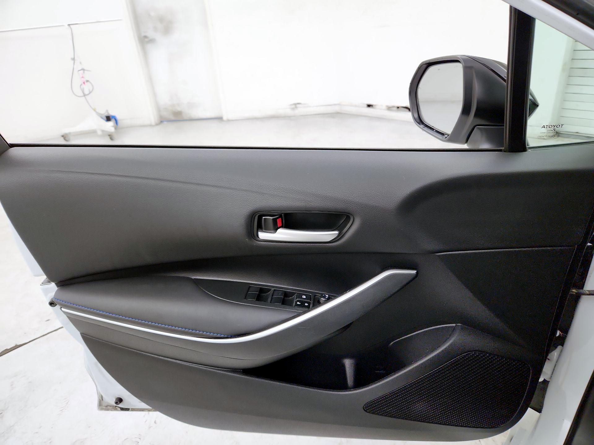 Thumbnail: 2022 Toyota Corolla - 12