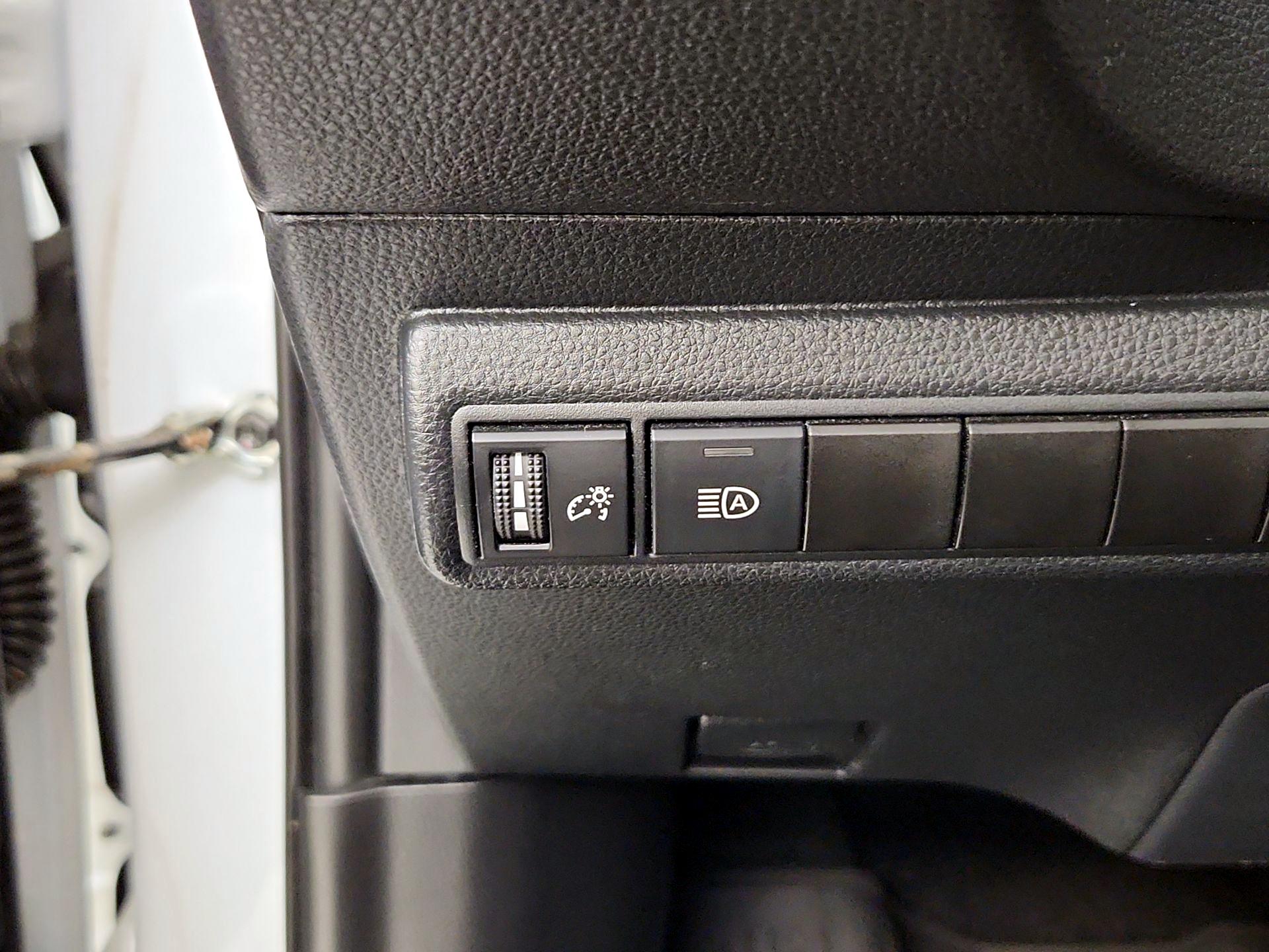 Thumbnail: 2022 Toyota Corolla - 13