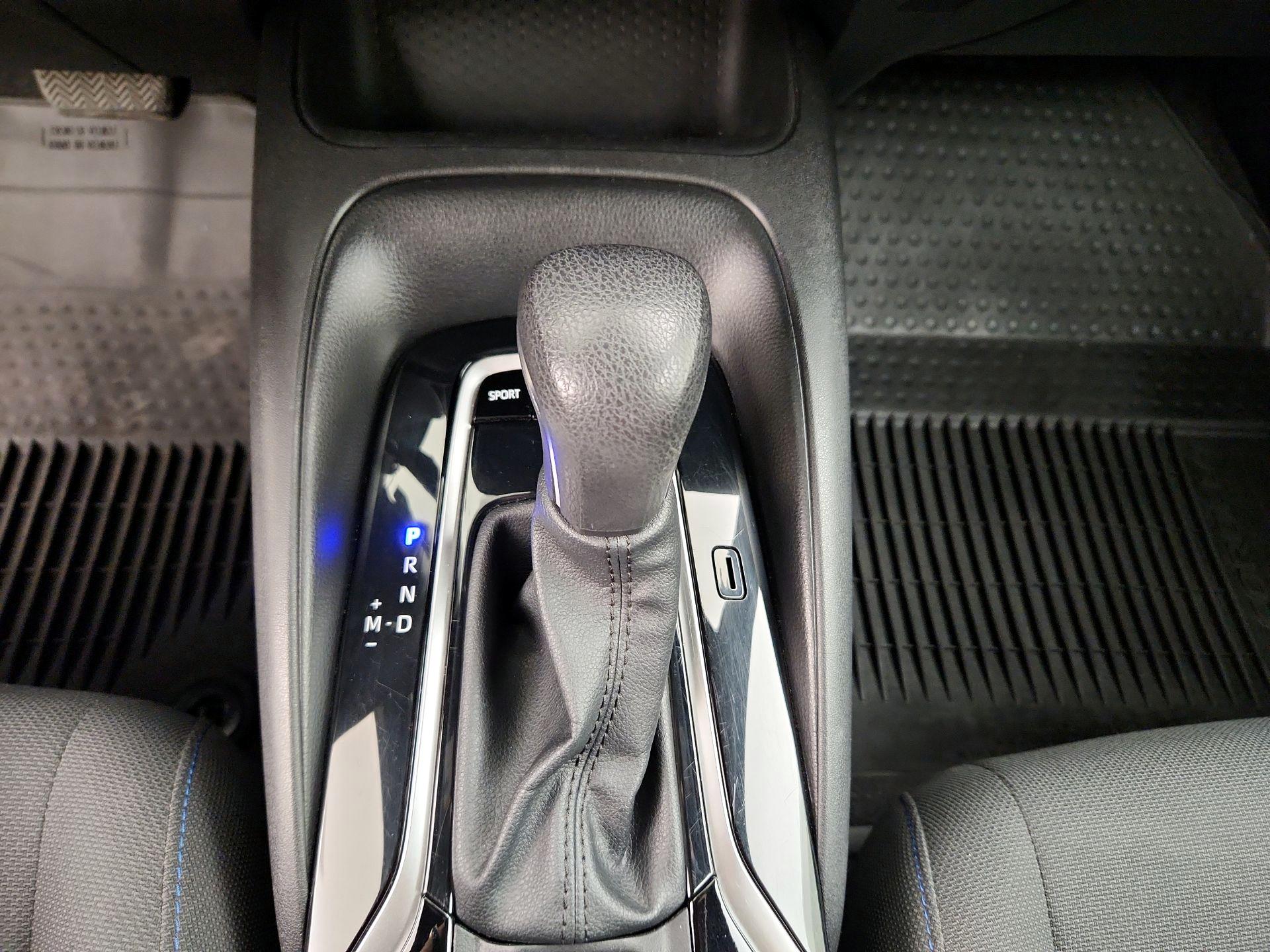 Thumbnail: 2022 Toyota Corolla - 17