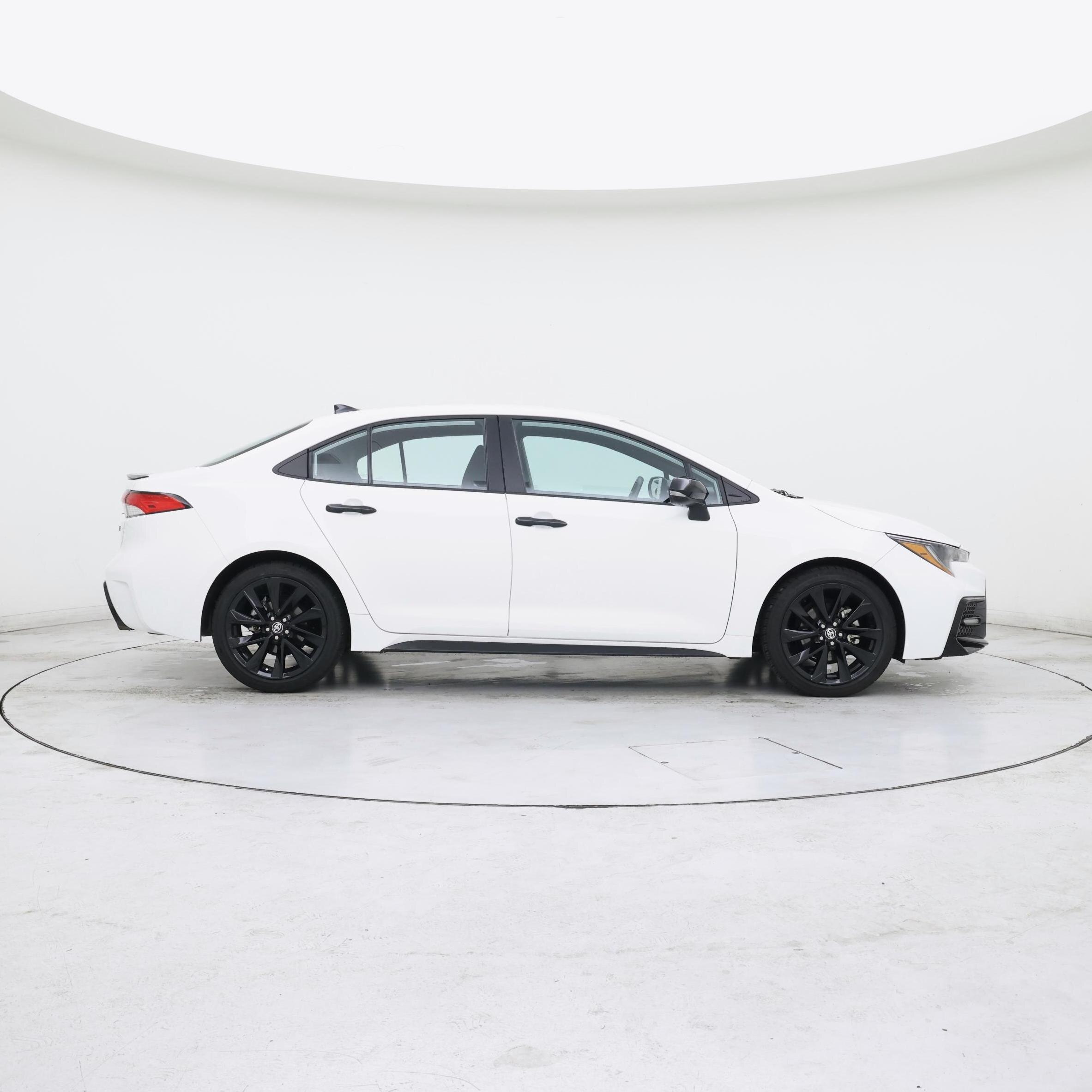 Thumbnail: 2022 Toyota Corolla - 7