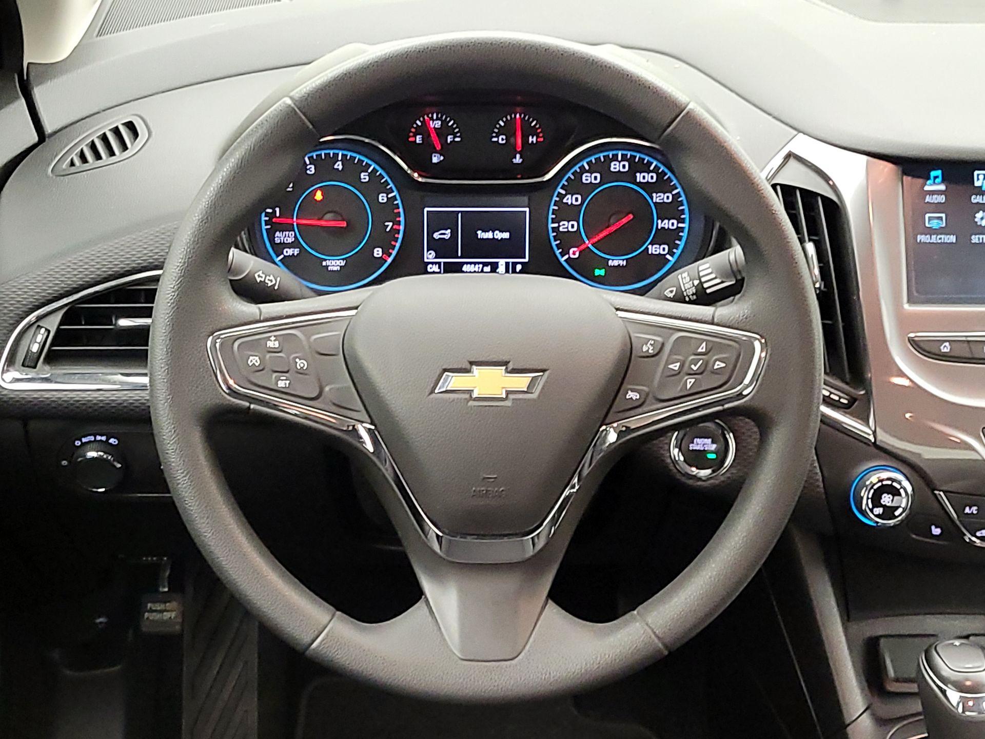 Thumbnail: 2016 Chevrolet Cruze - 10