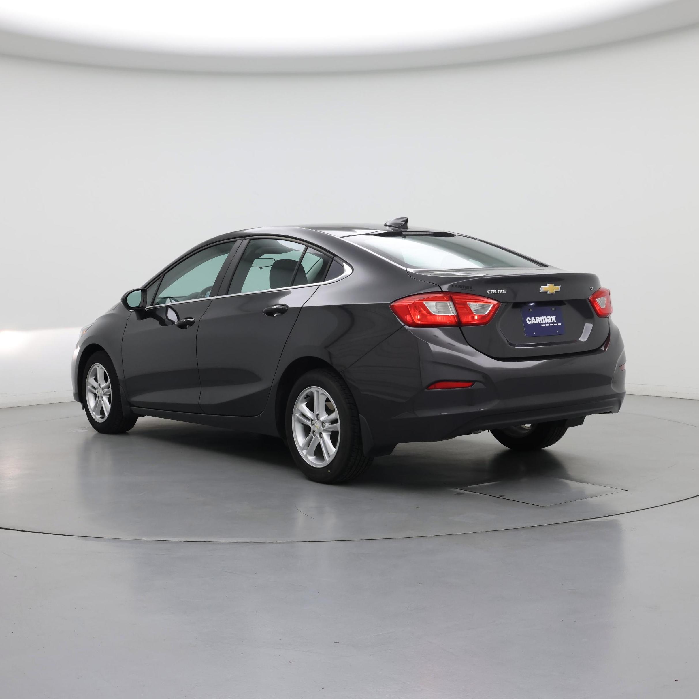 Thumbnail: 2016 Chevrolet Cruze - 2