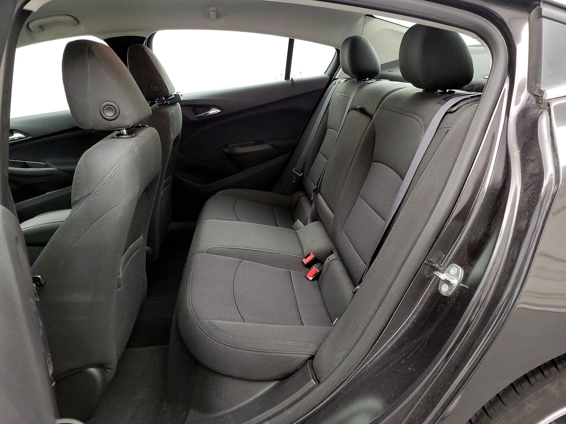 Thumbnail: 2016 Chevrolet Cruze - 19