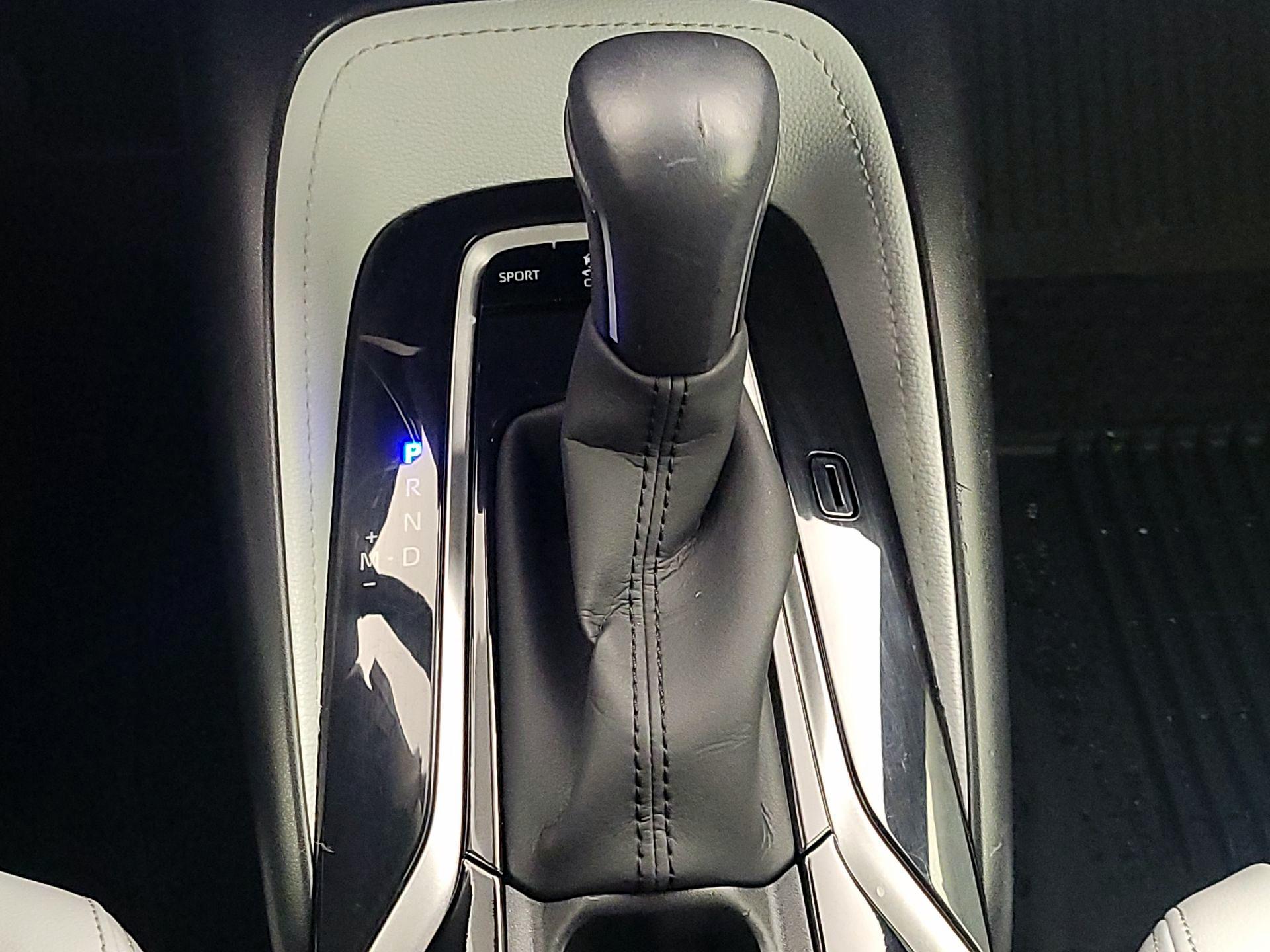 Thumbnail: 2019 Toyota Corolla - 17