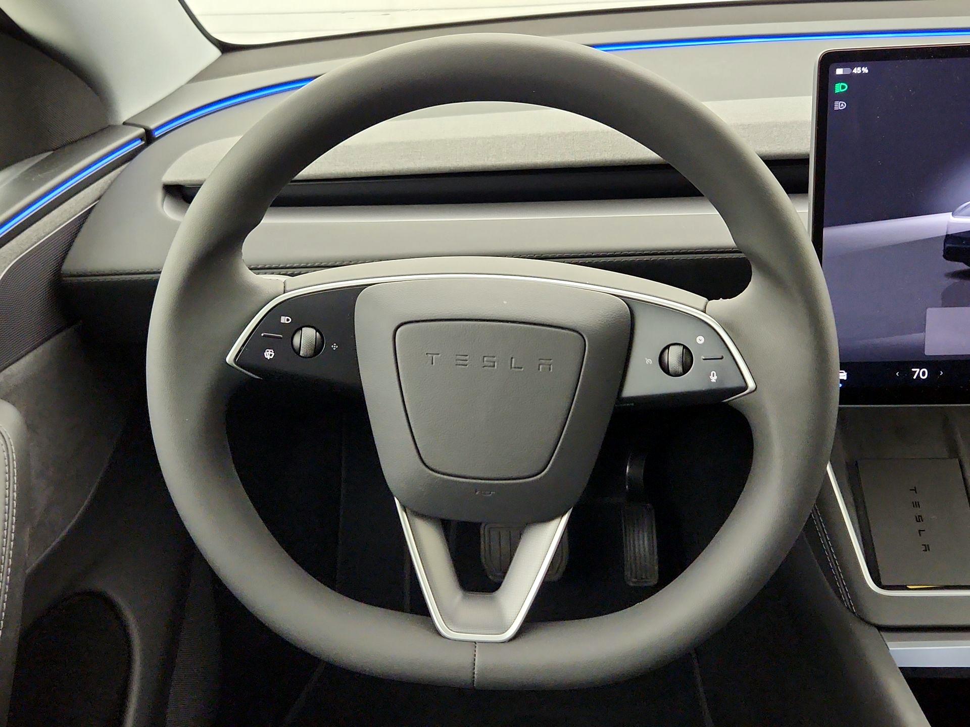 Thumbnail: 2026 Tesla Model Y - 10