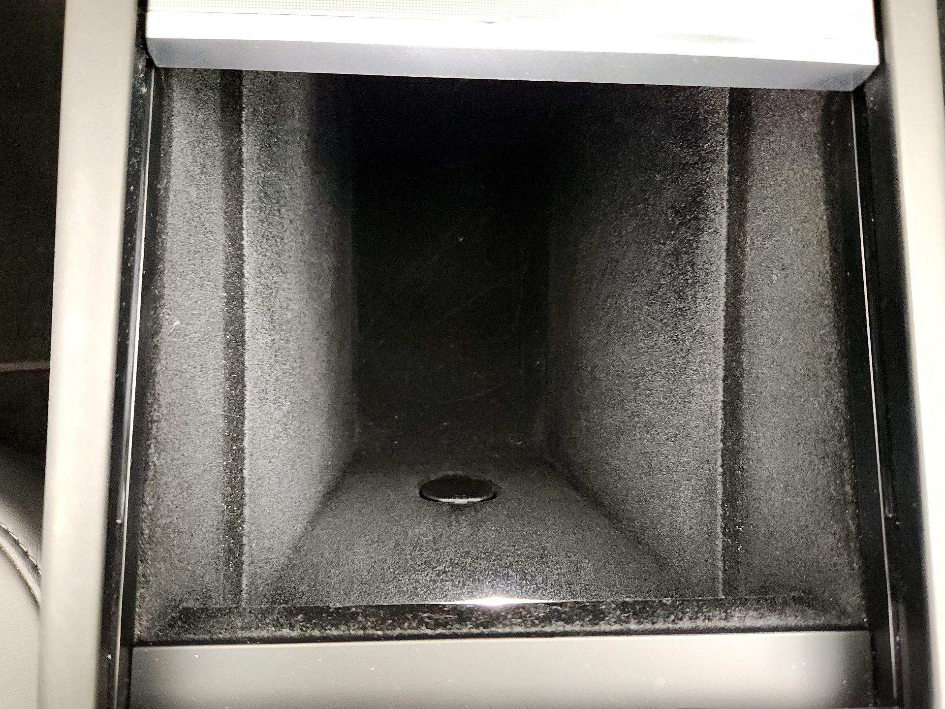 Thumbnail: 2026 Tesla Model Y - 18