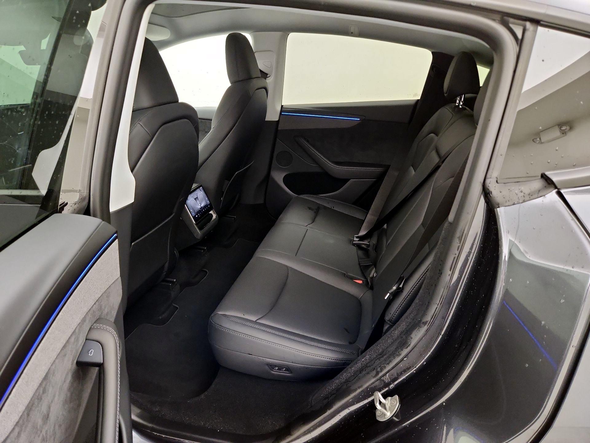 Thumbnail: 2026 Tesla Model Y - 20