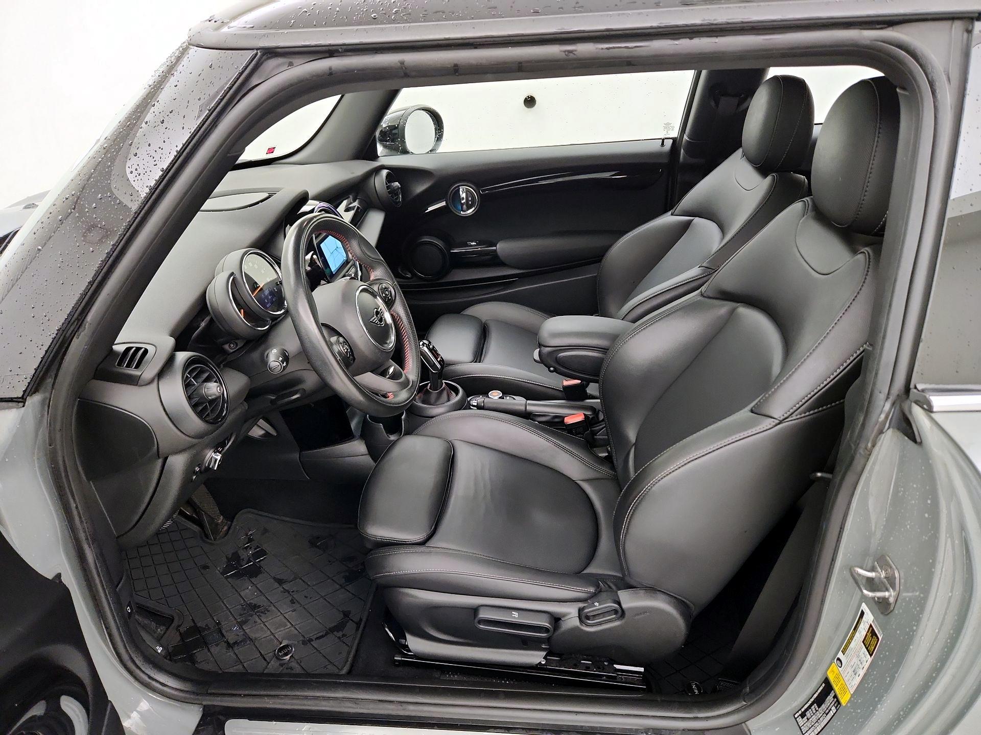 Thumbnail: 2020 MINI Cooper Hardtop - 11