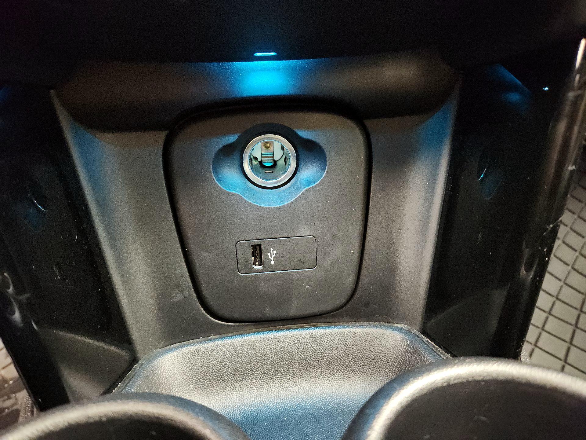 Thumbnail: 2020 MINI Cooper Hardtop - 18