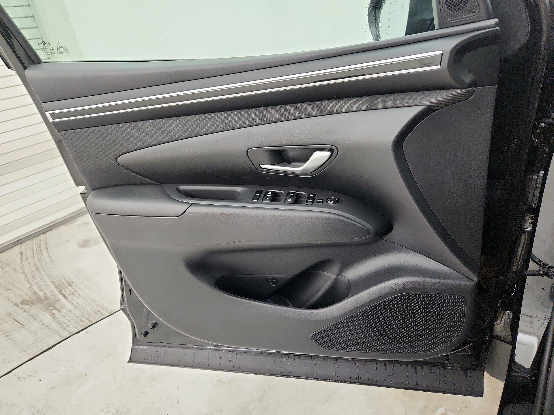 Thumbnail: 2023 Hyundai Tucson - 12