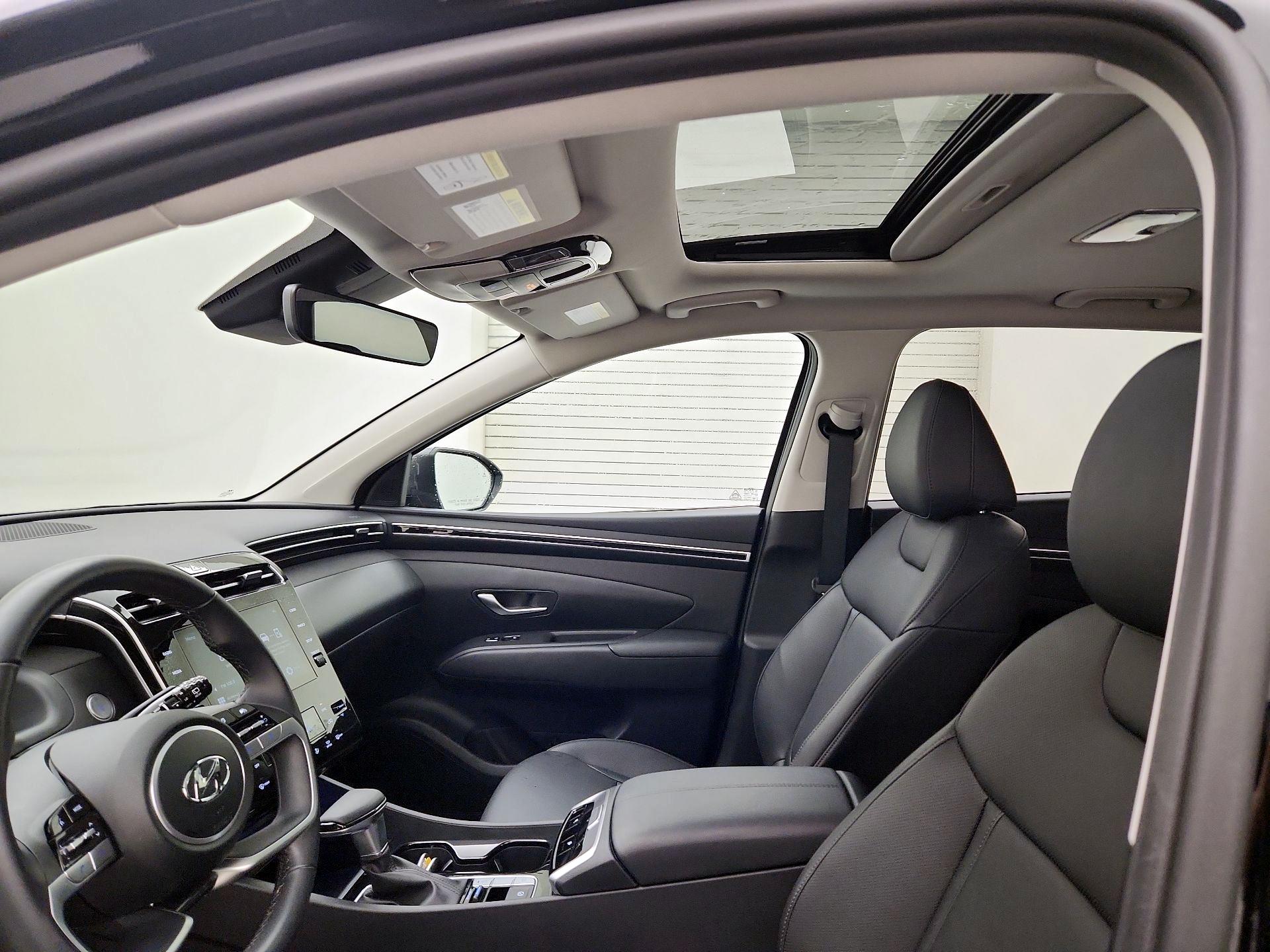 Thumbnail: 2023 Hyundai Tucson - 19