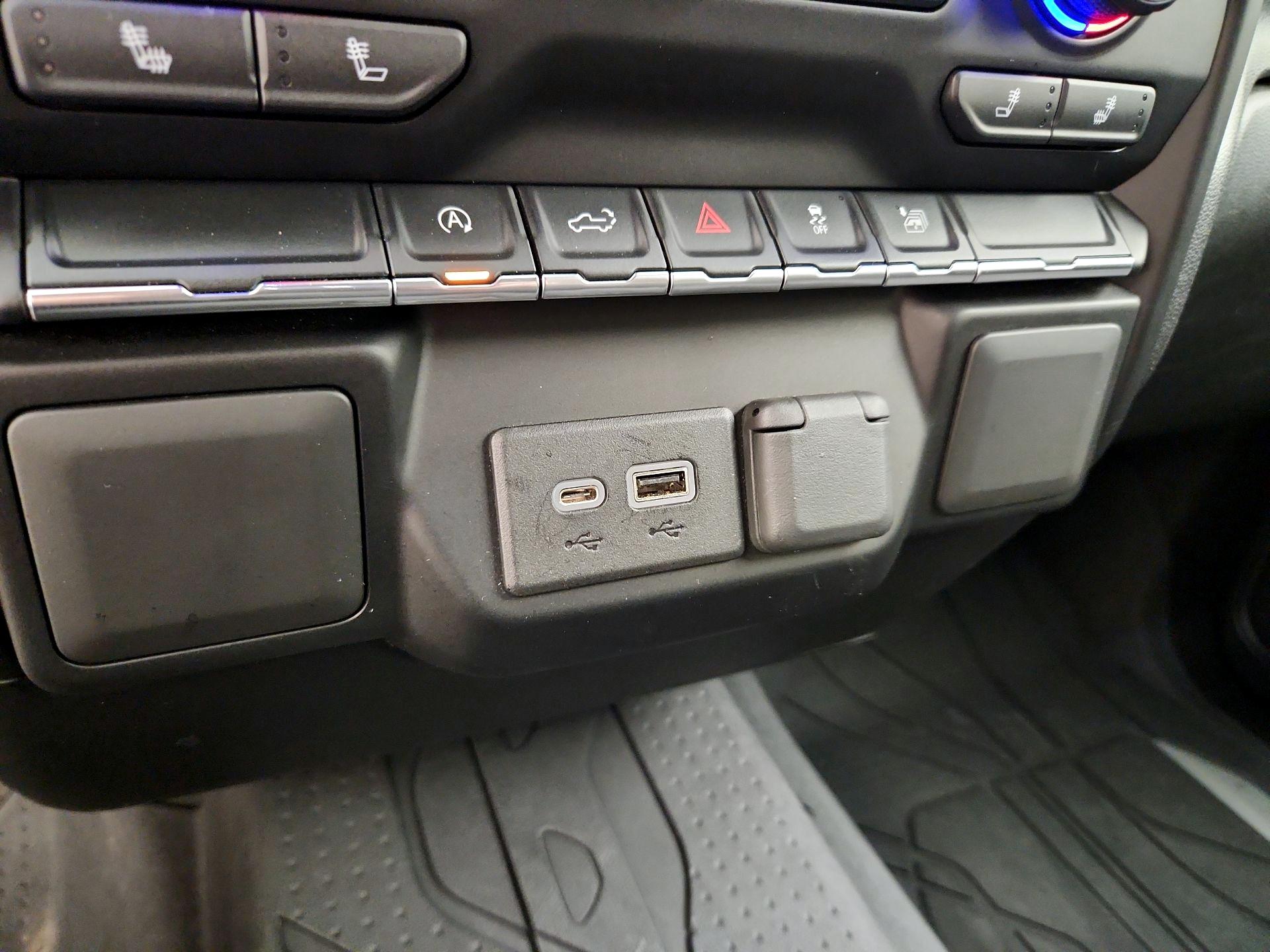 Thumbnail: 2021 Chevrolet Silverado 1500 - 18