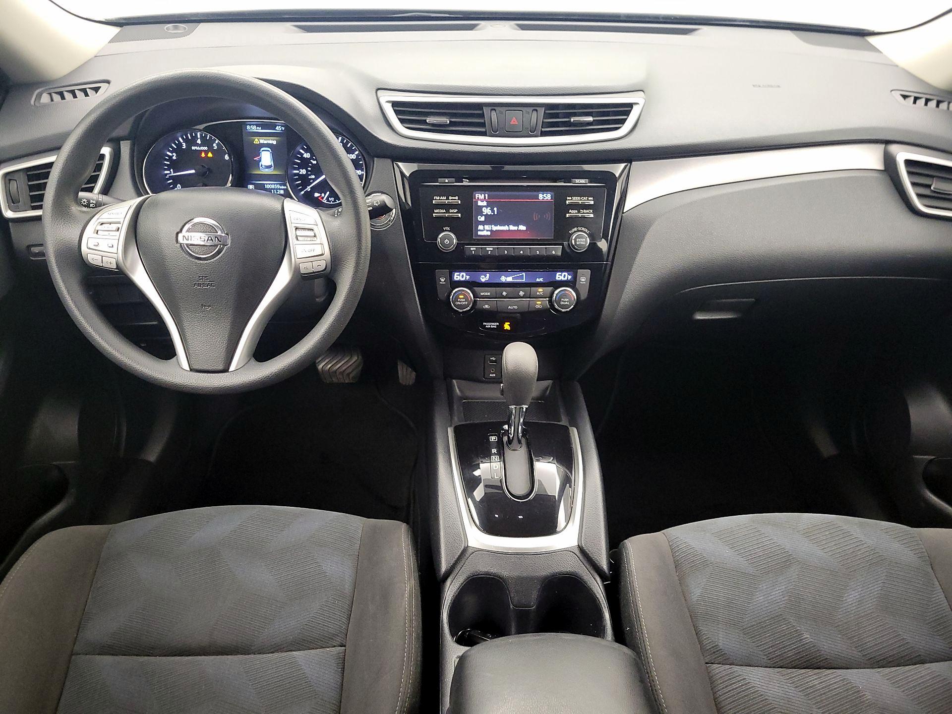 Thumbnail: 2016 Nissan Rogue - 9