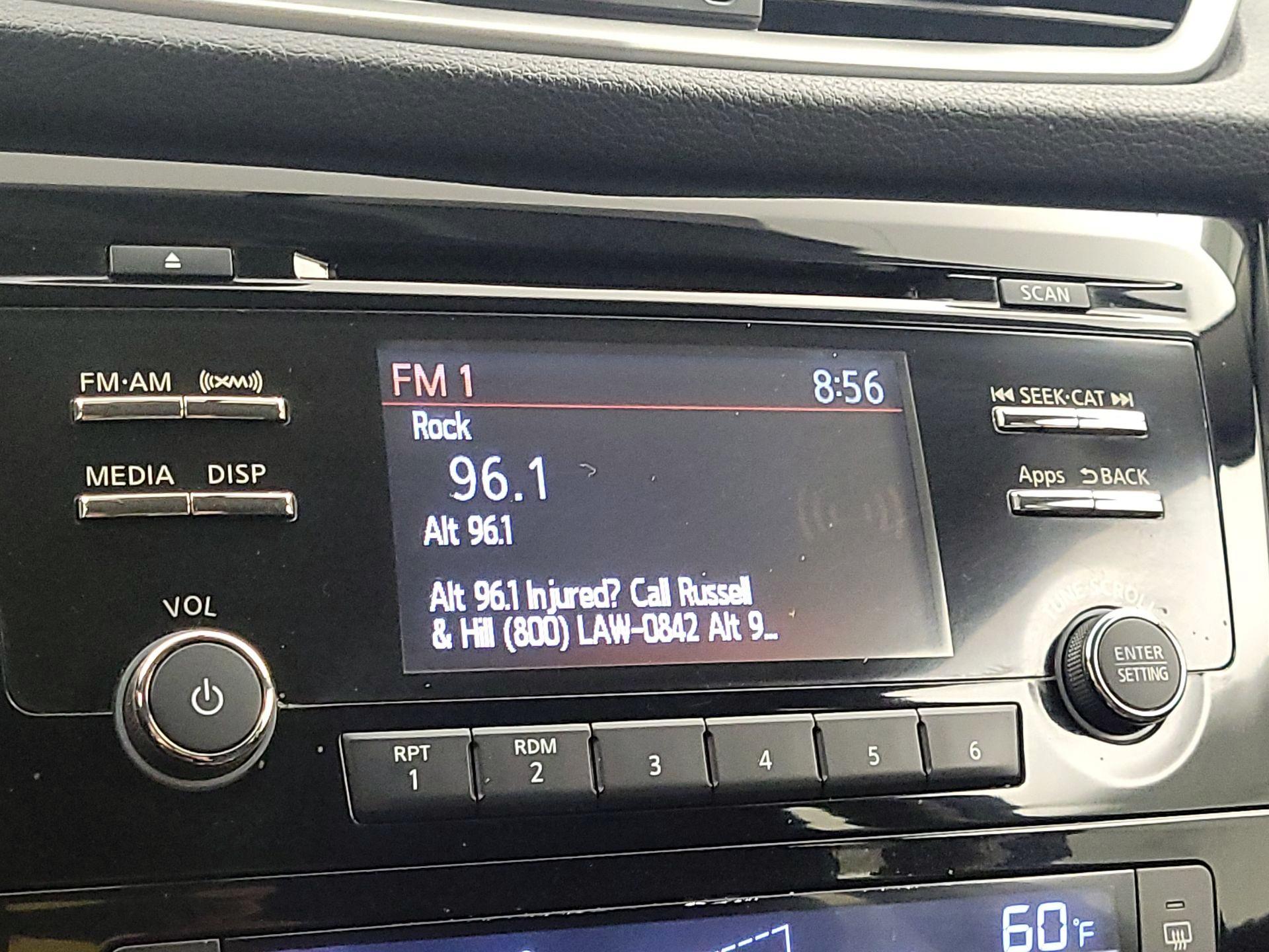 Thumbnail: 2016 Nissan Rogue - 15