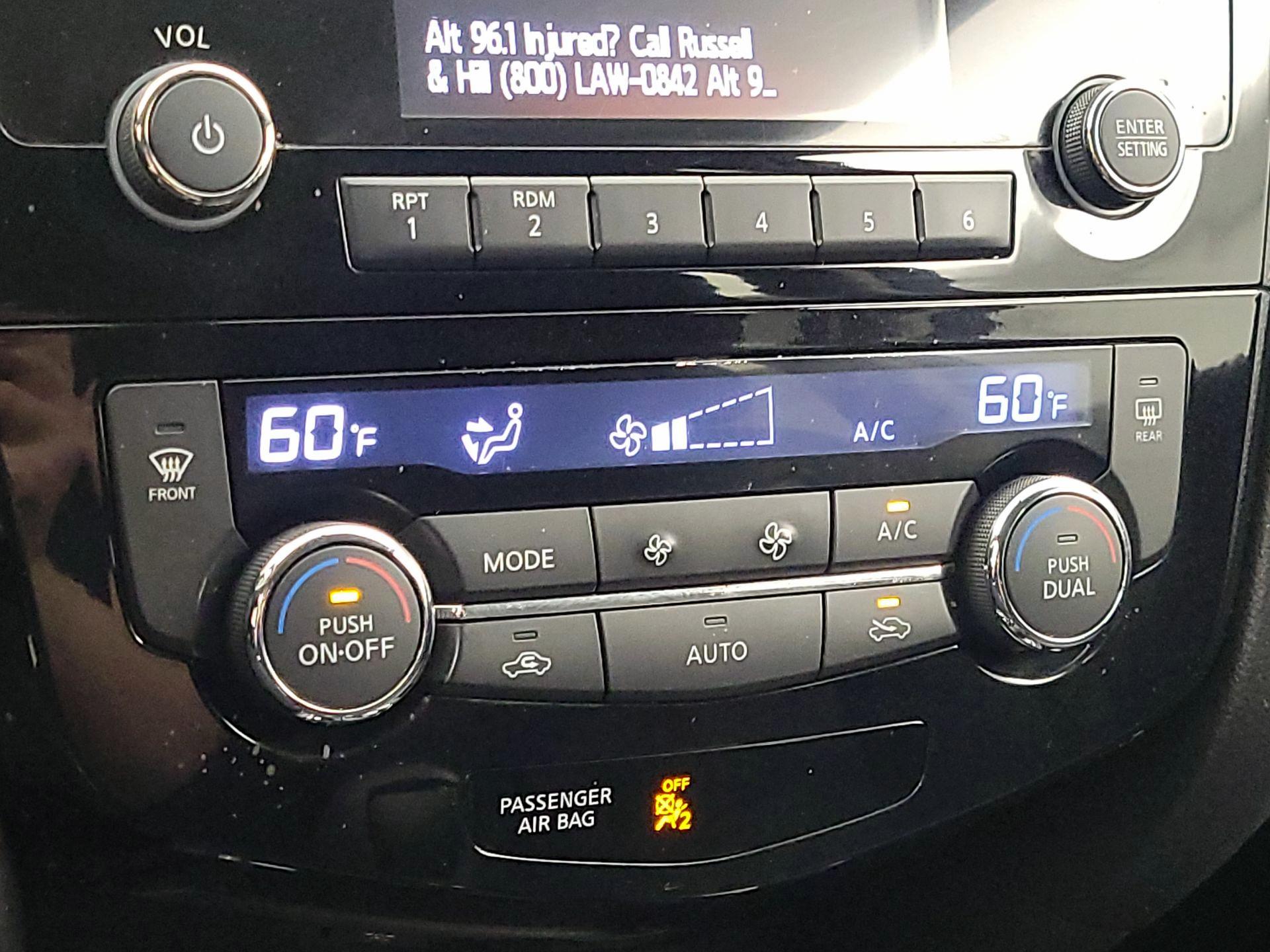 Thumbnail: 2016 Nissan Rogue - 16